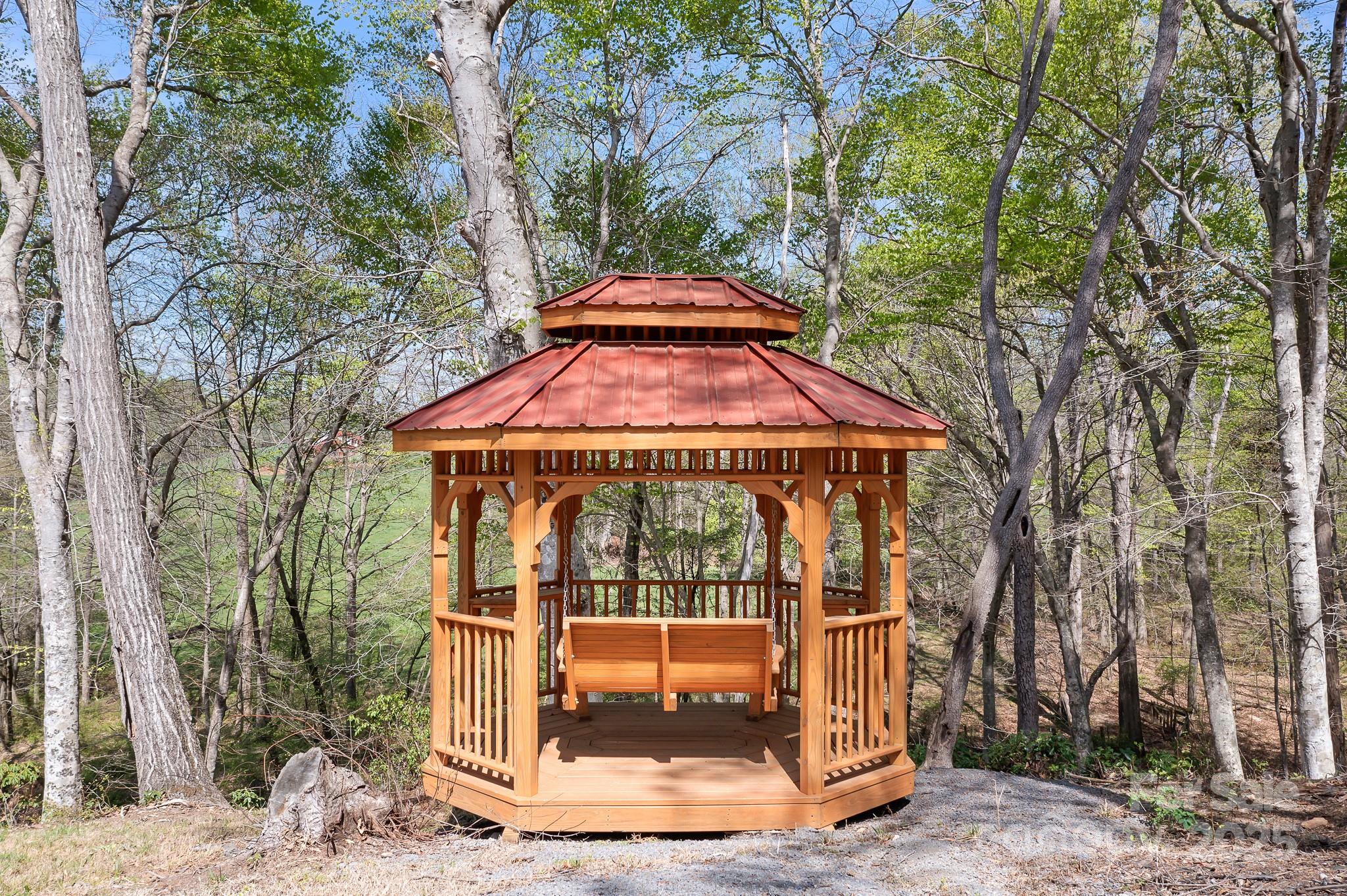 3249 Ivey Creek Road — Maiden