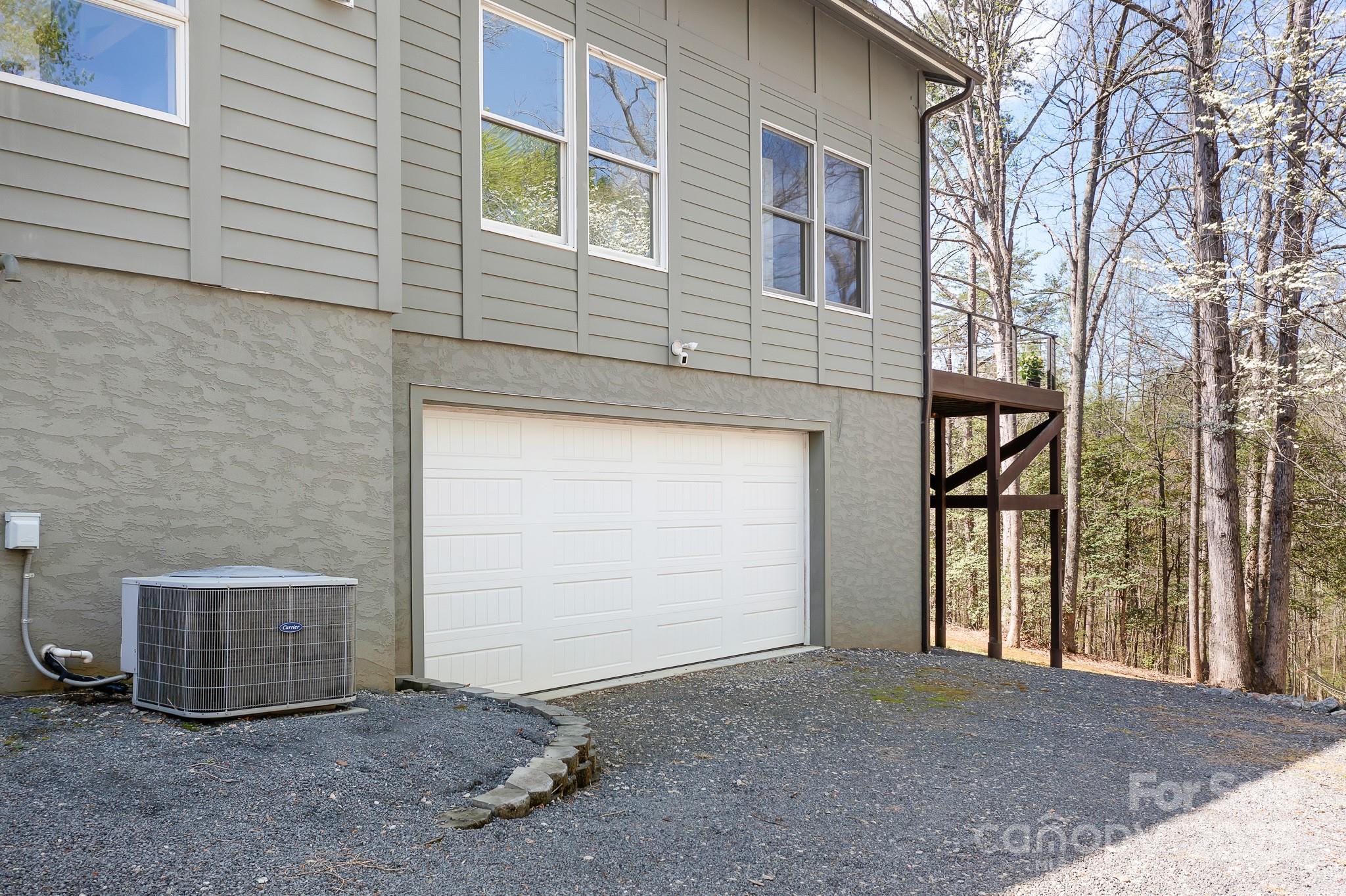 3249 Ivey Creek Road — Maiden