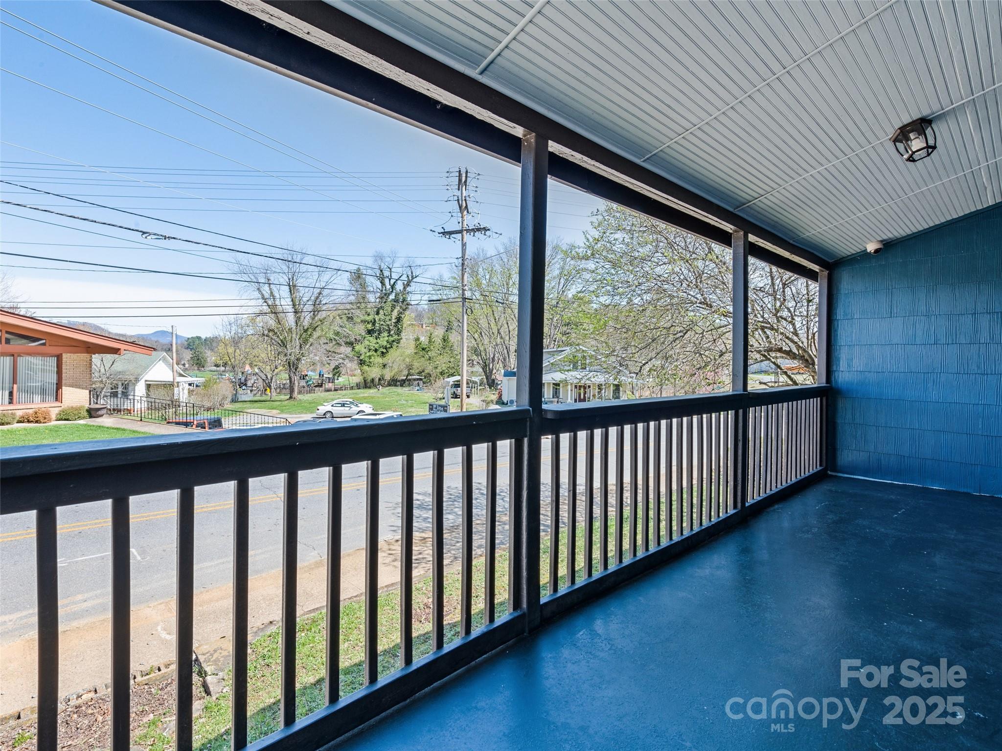 442 and 440 Walnut Street — Waynesville