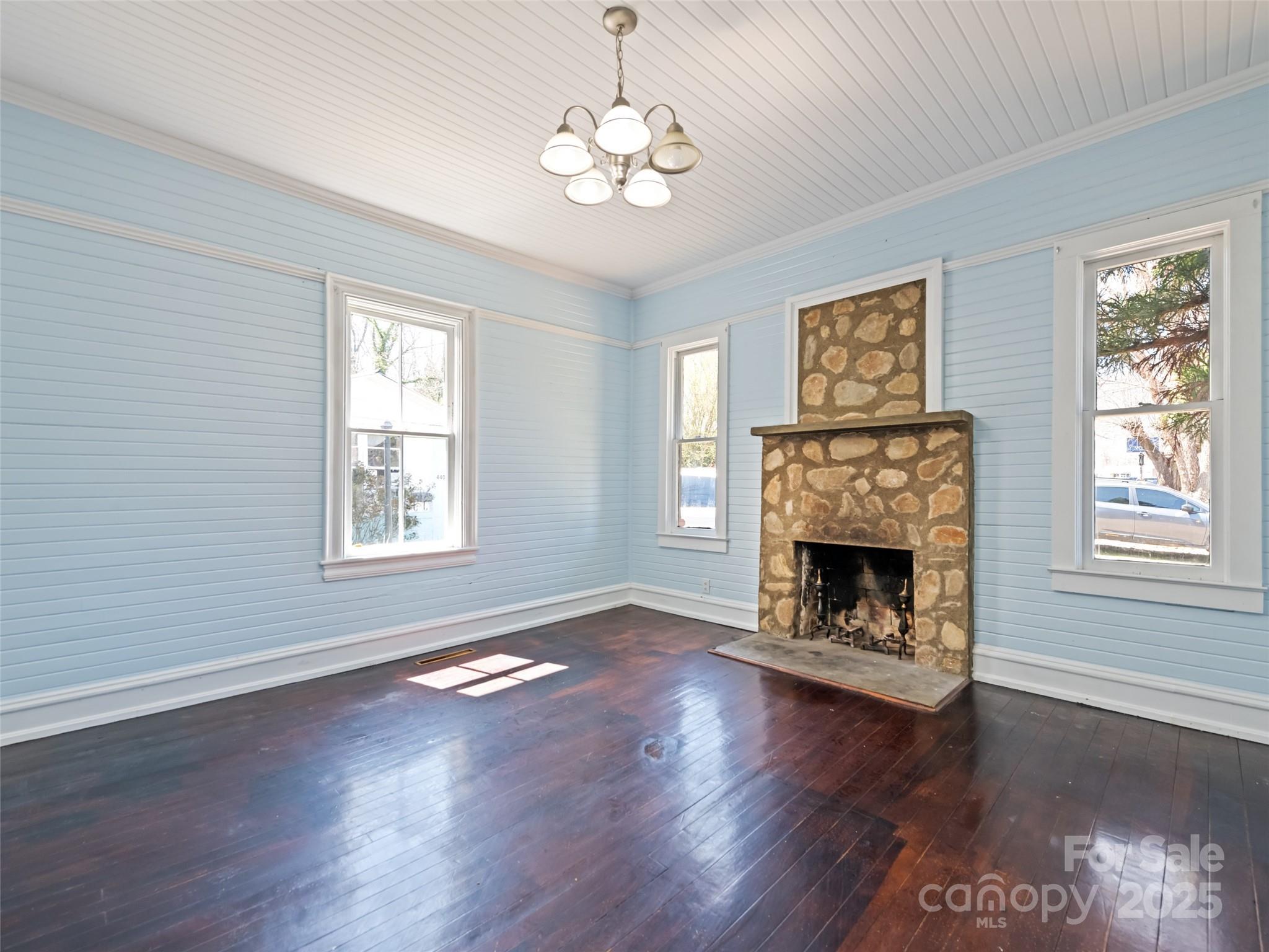 442 and 440 Walnut Street — Waynesville