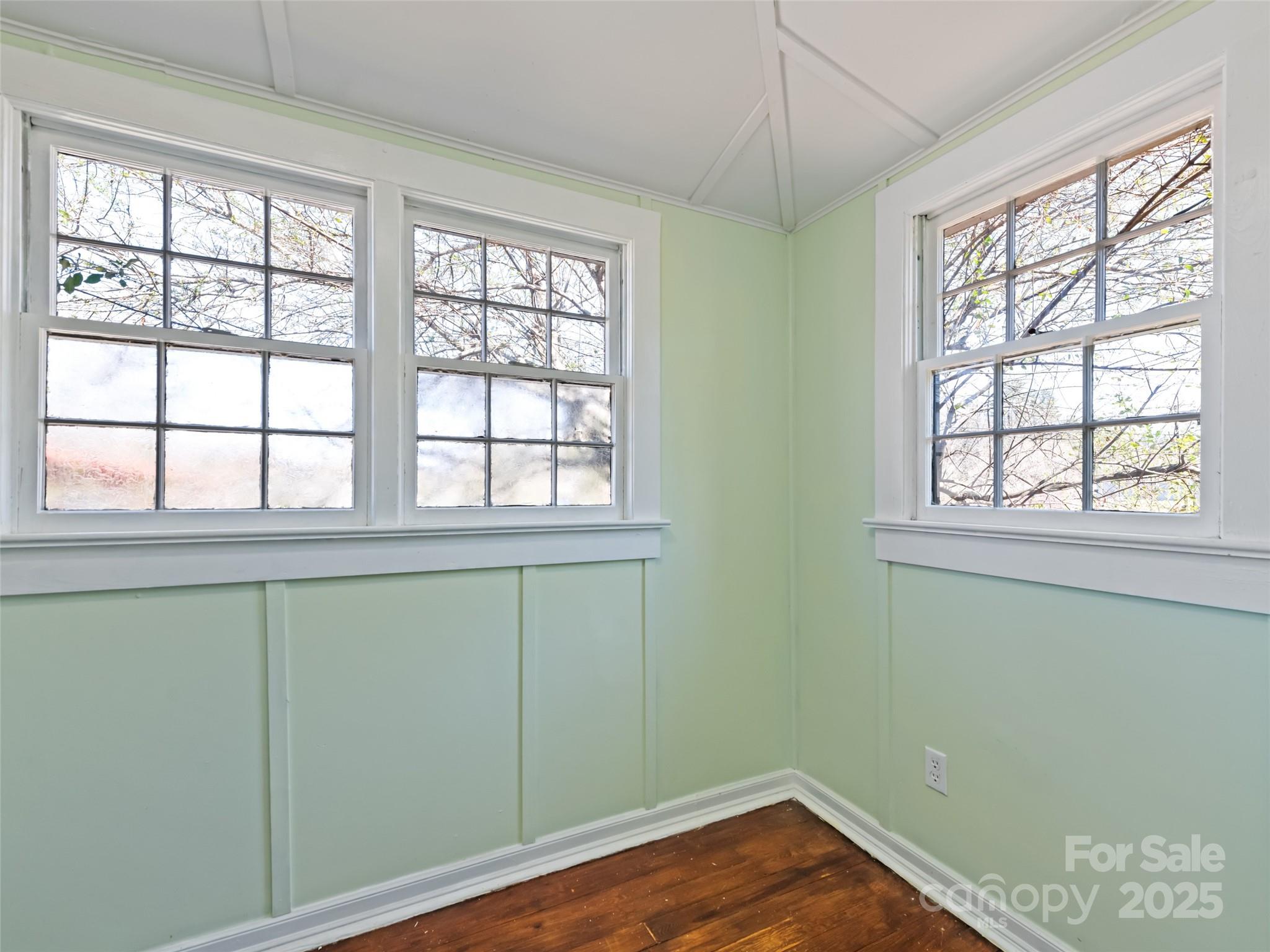 442 and 440 Walnut Street — Waynesville