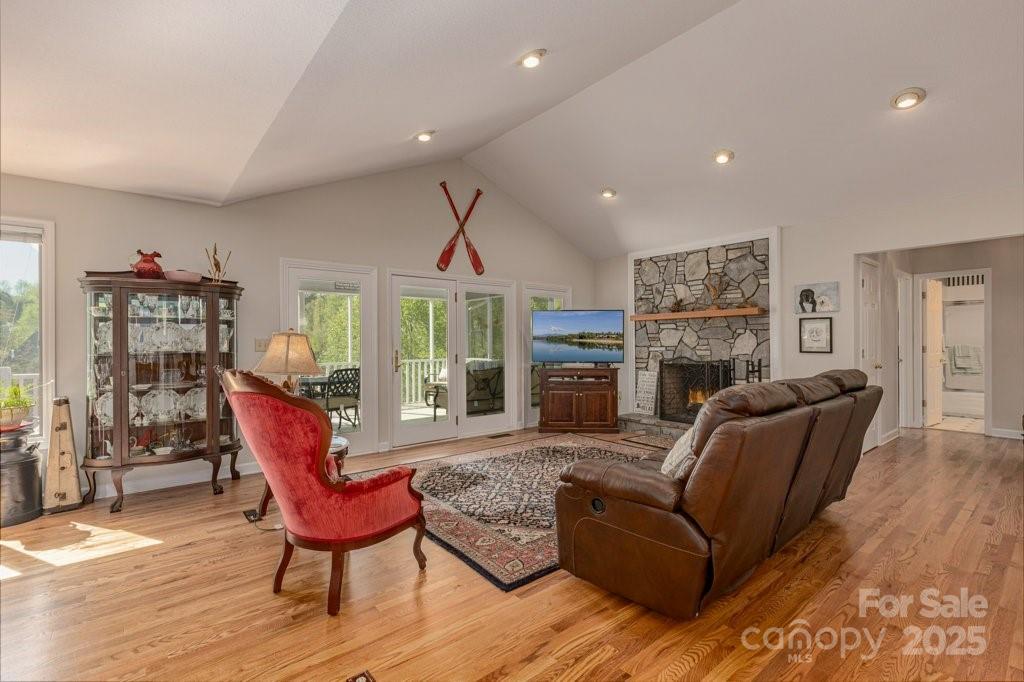 56 Lake Mist Court #30 & 30A — Nebo