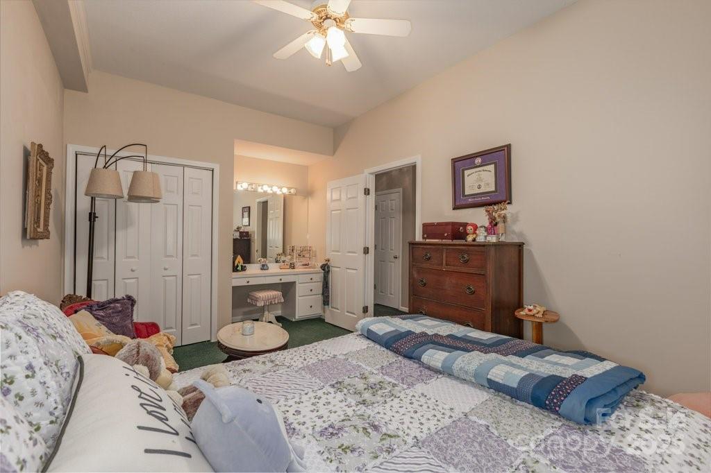 56 Lake Mist Court #30 & 30A — Nebo