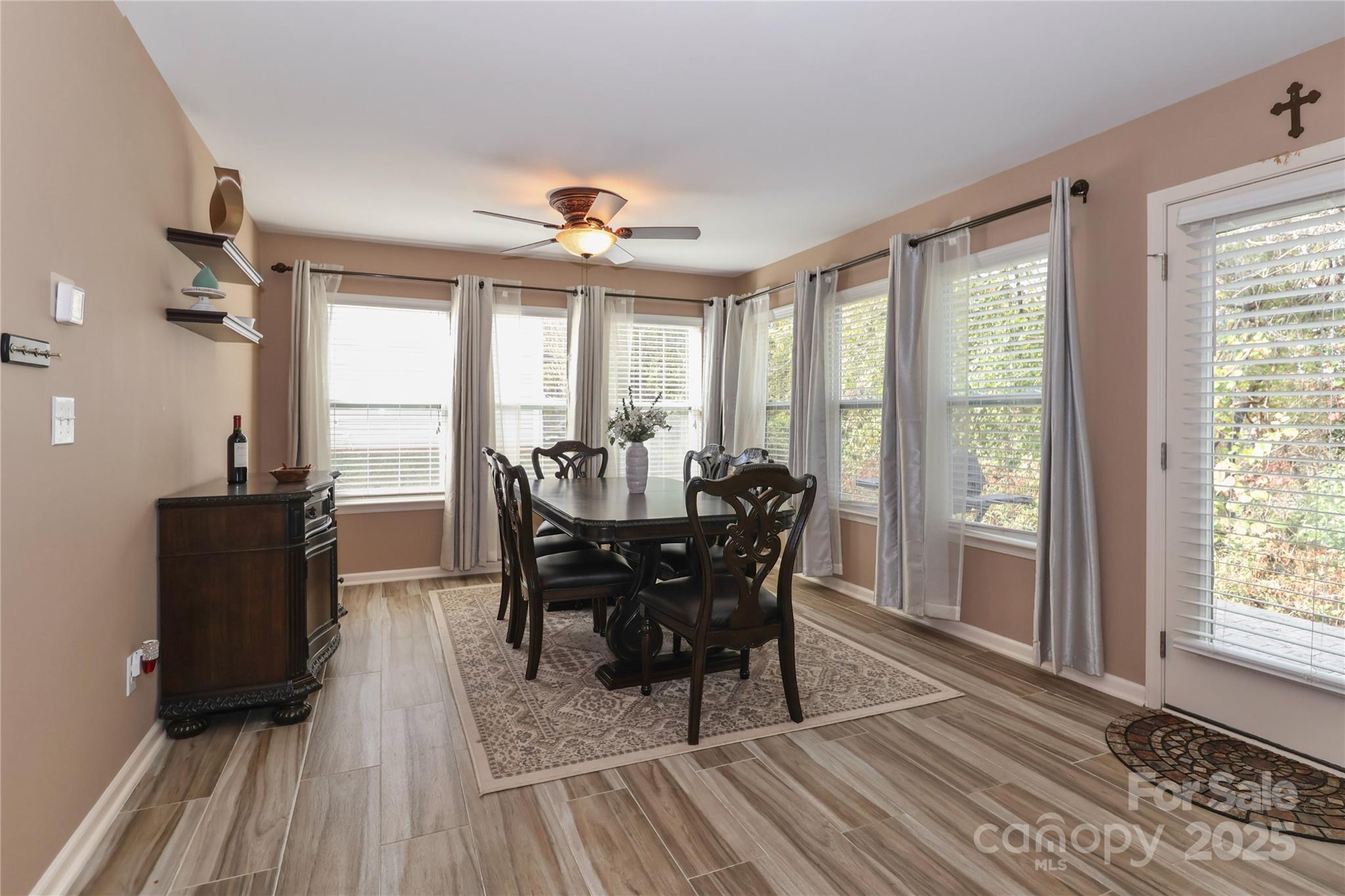 1135 Valley Street — Statesville
