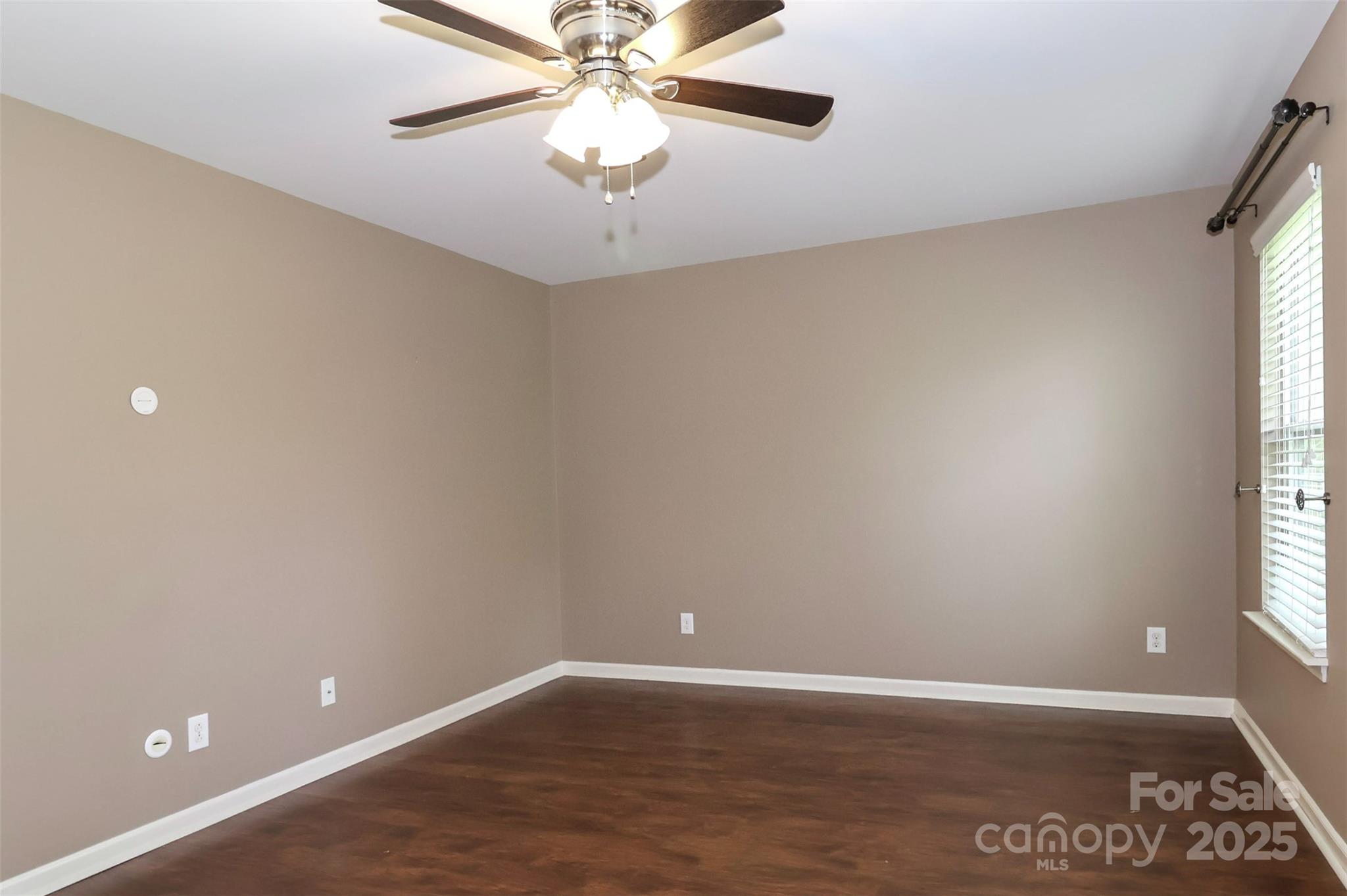 1135 Valley Street — Statesville