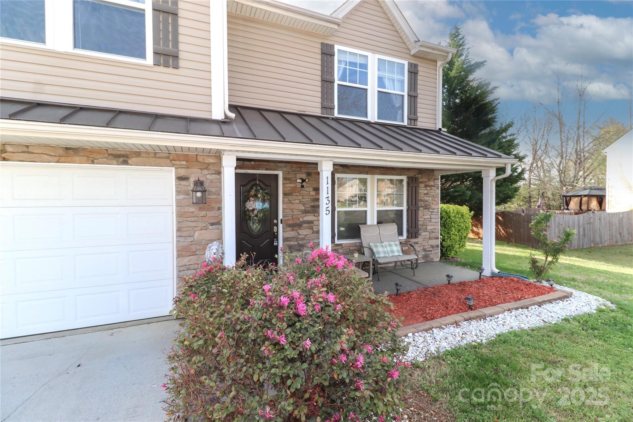 1135 Valley Street — Statesville