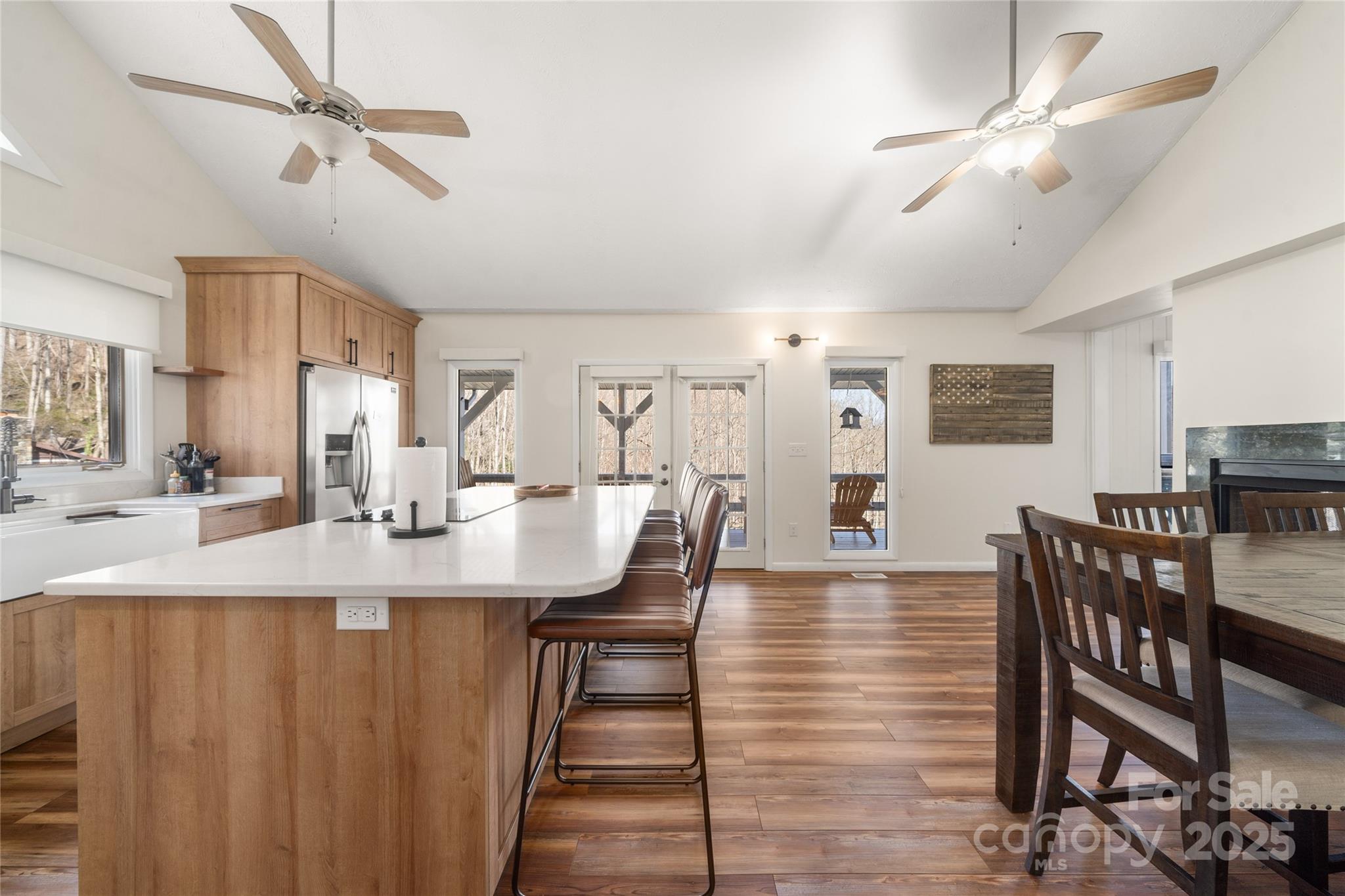 158 Blackberry Lane — Maggie Valley