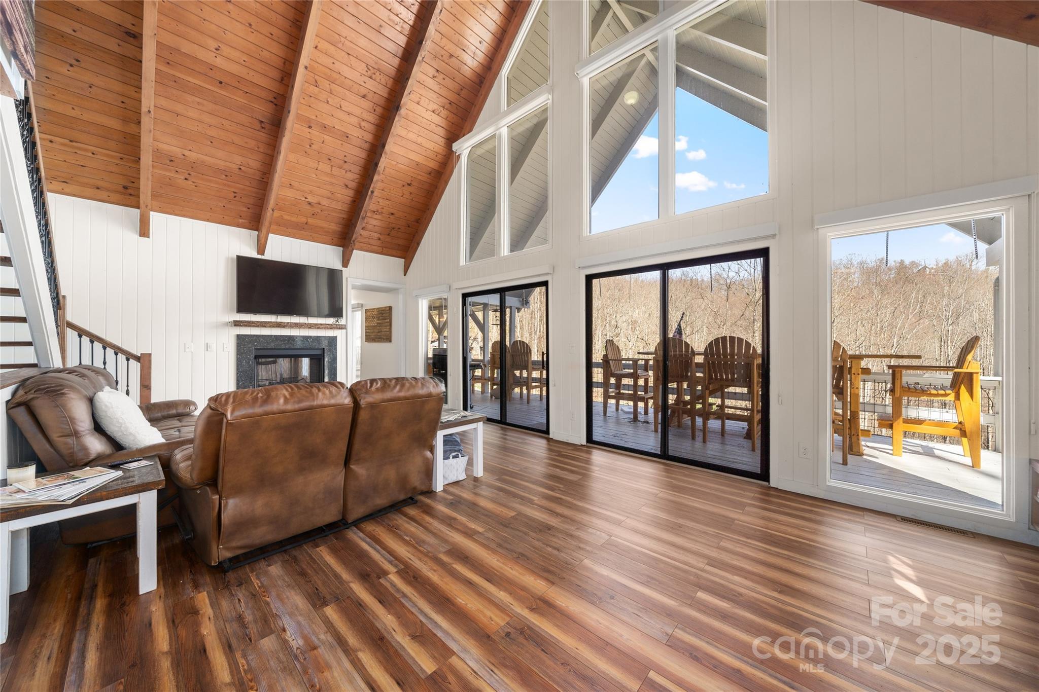 158 Blackberry Lane — Maggie Valley
