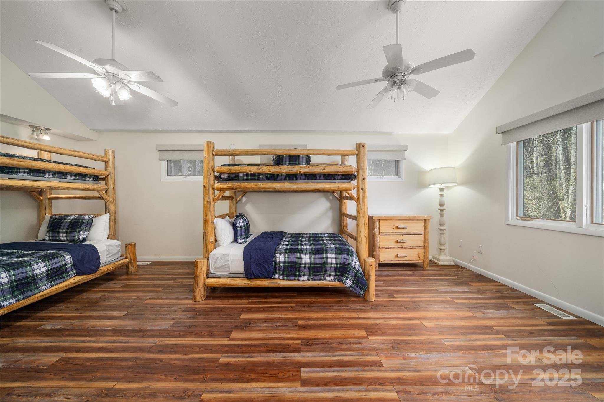 158 Blackberry Lane — Maggie Valley