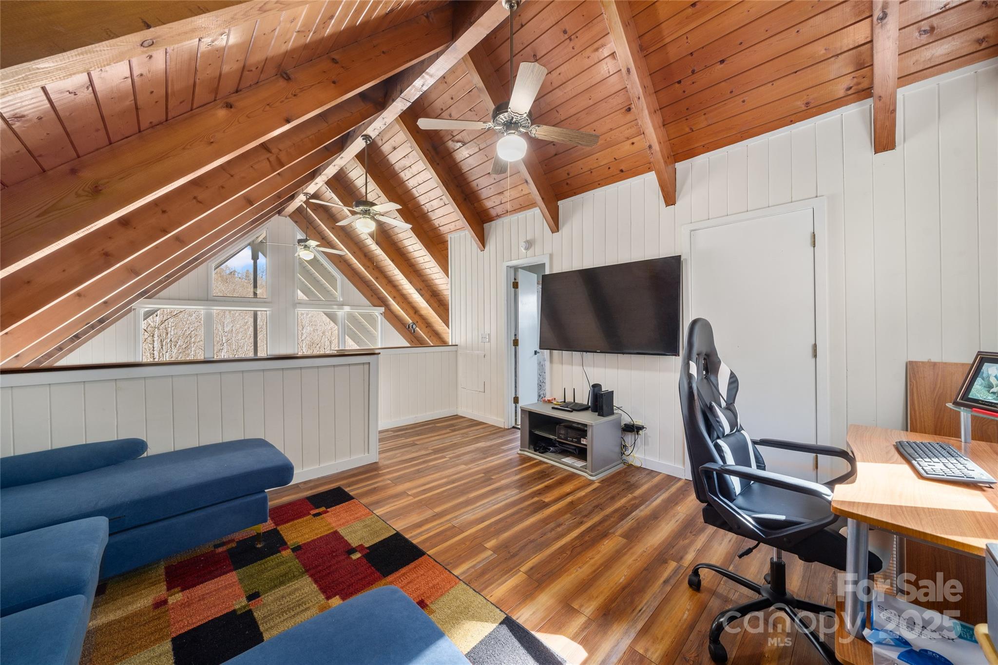 158 Blackberry Lane — Maggie Valley