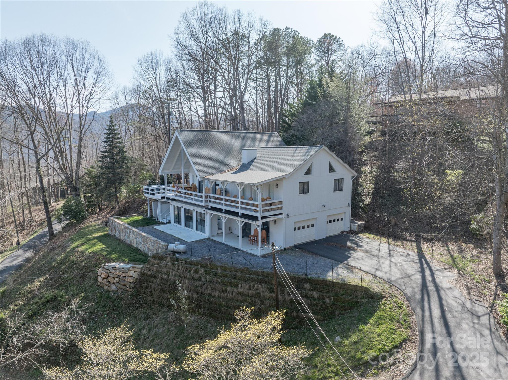 158 Blackberry Lane — Maggie Valley