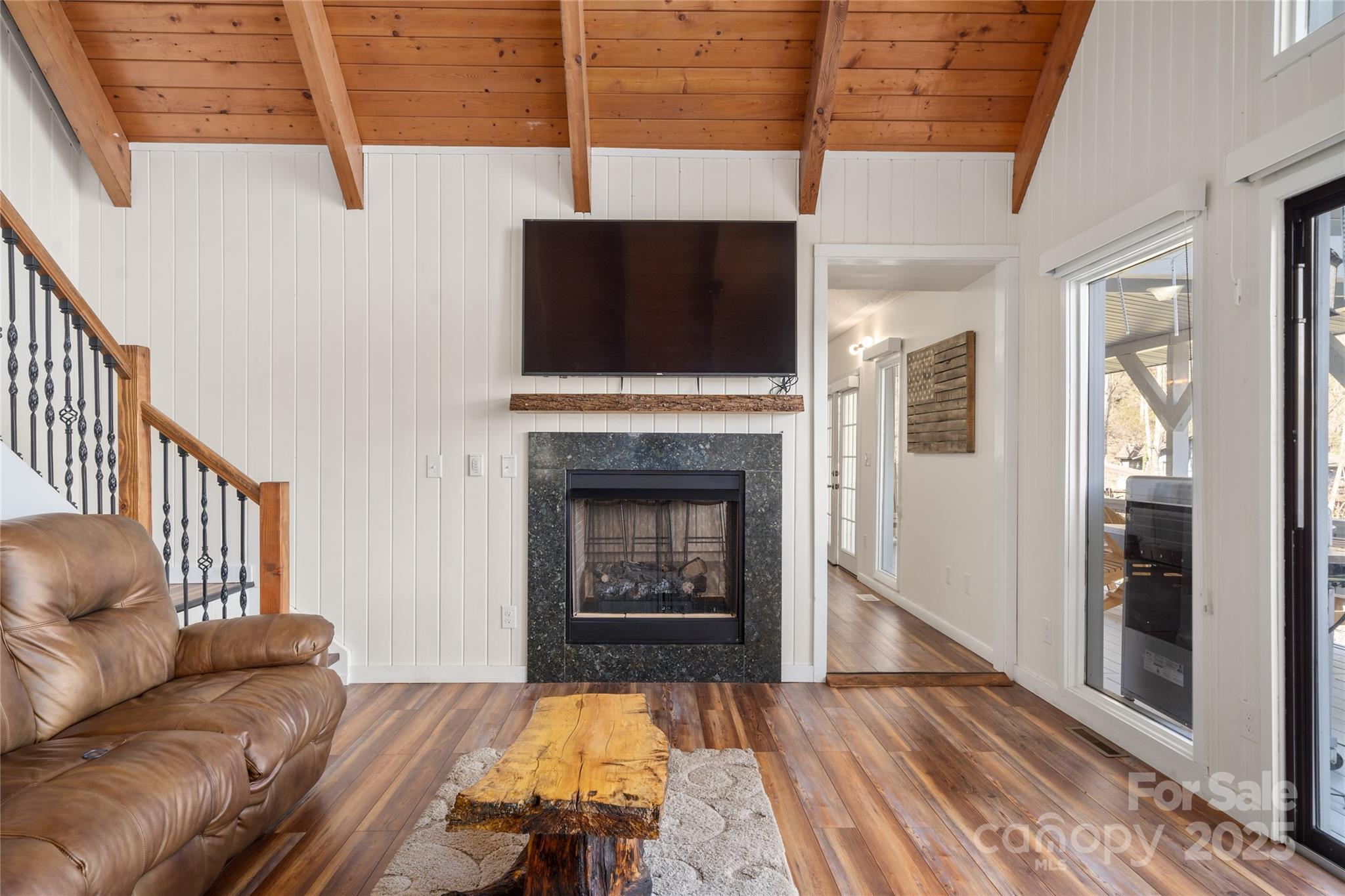 158 Blackberry Lane — Maggie Valley