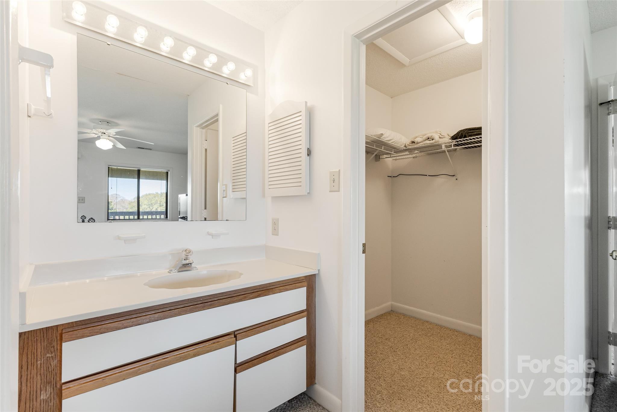 38 Bunker Court — Caswell Beach