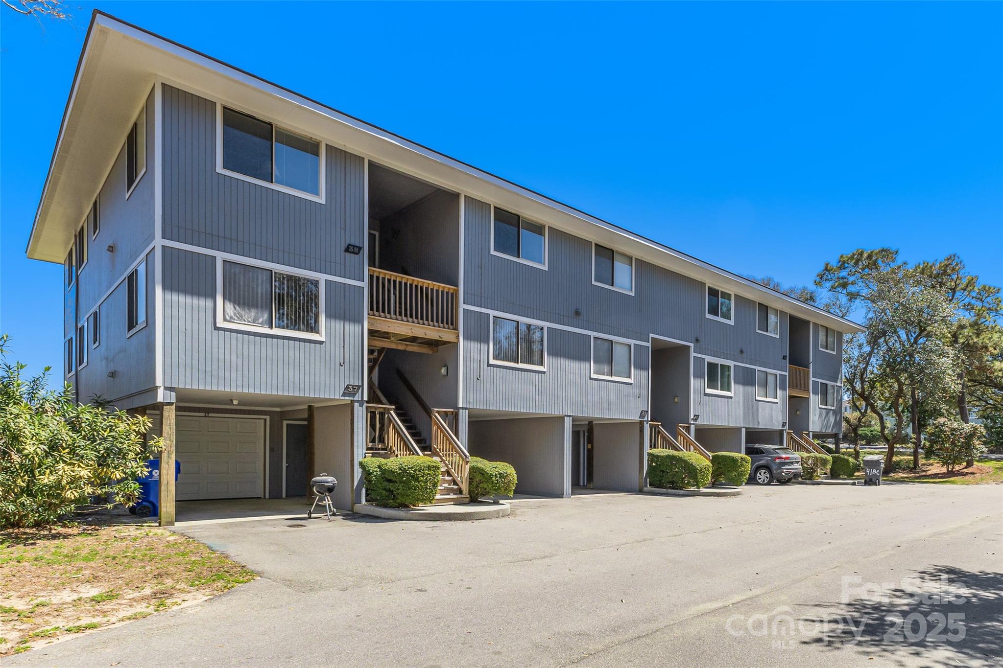 38 Bunker Court — Caswell Beach