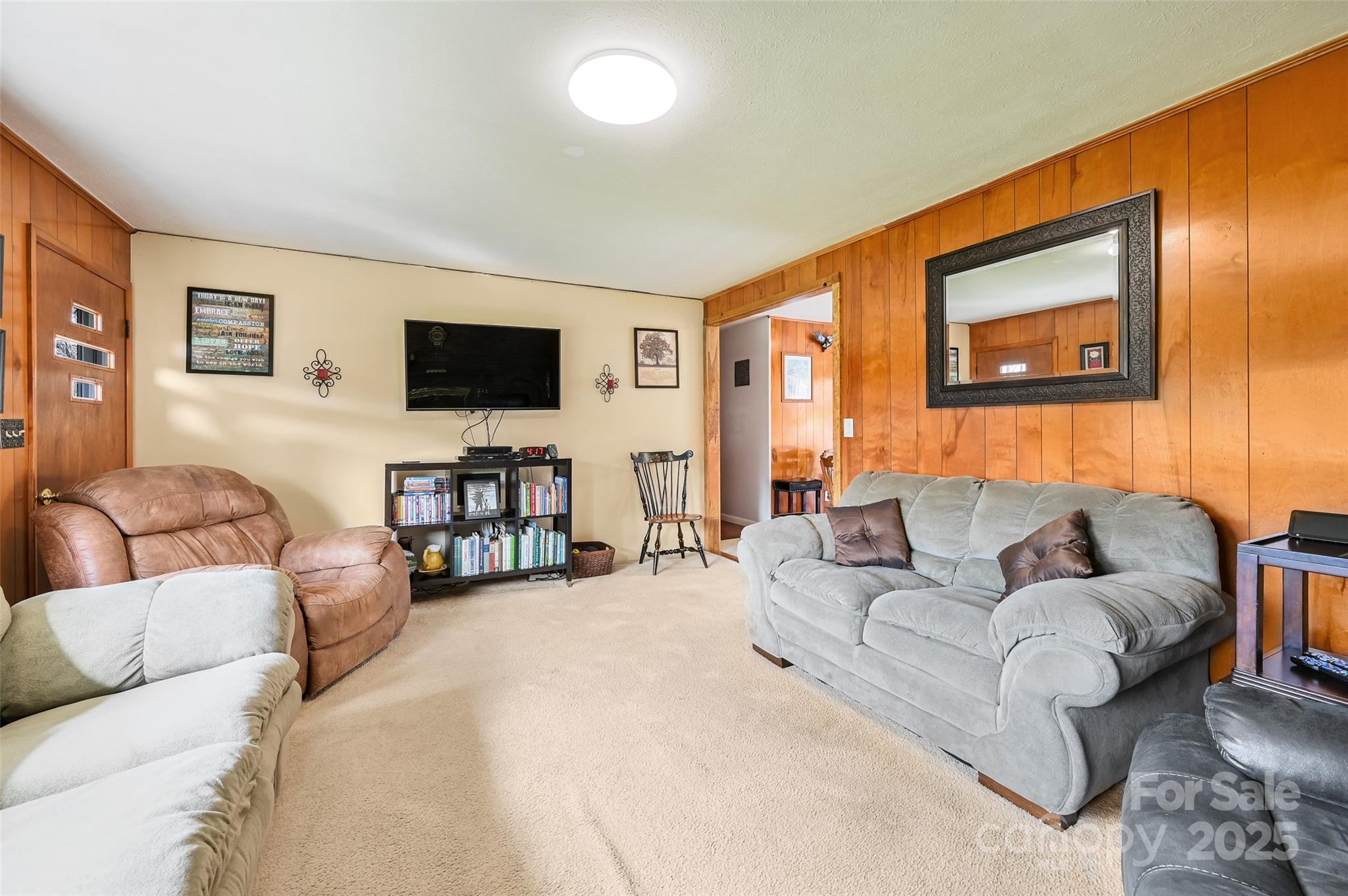 29 Delta Drive — Hendersonville