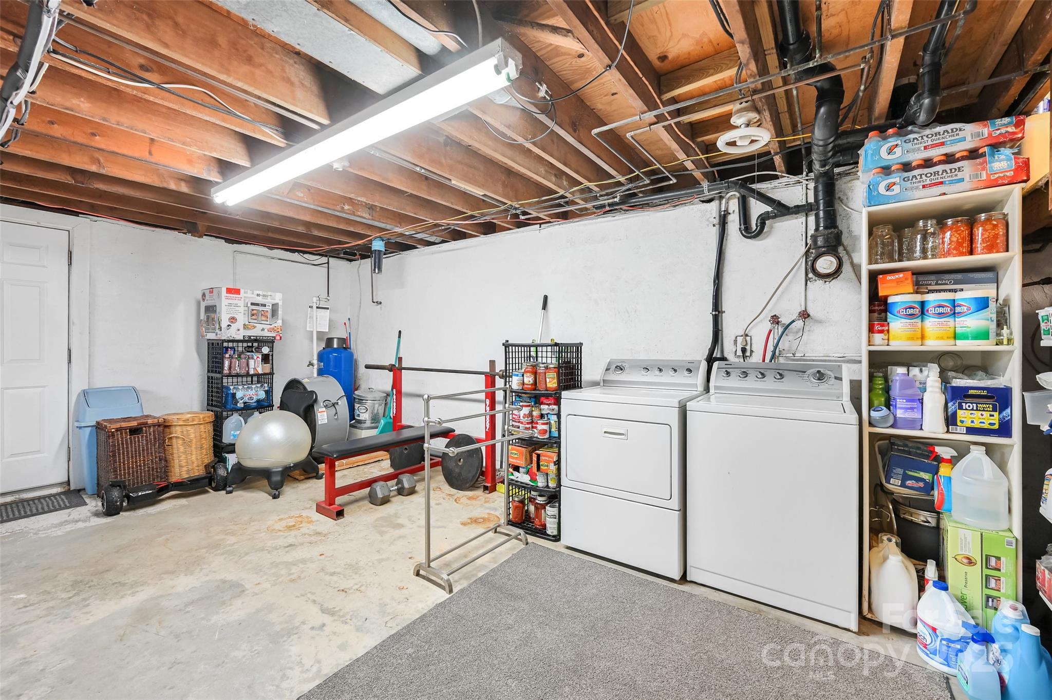 29 Delta Drive — Hendersonville