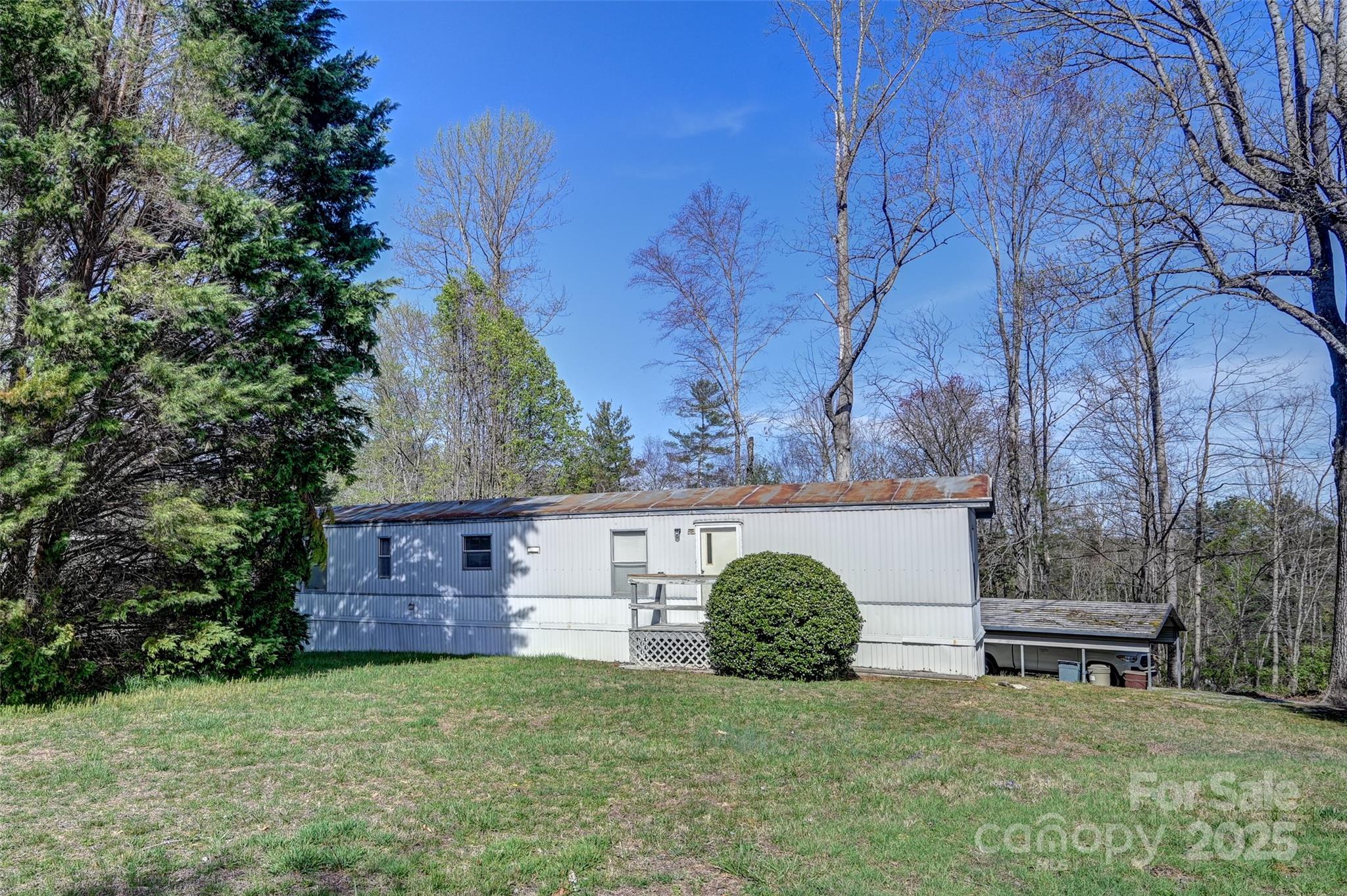 29 Delta Drive — Hendersonville