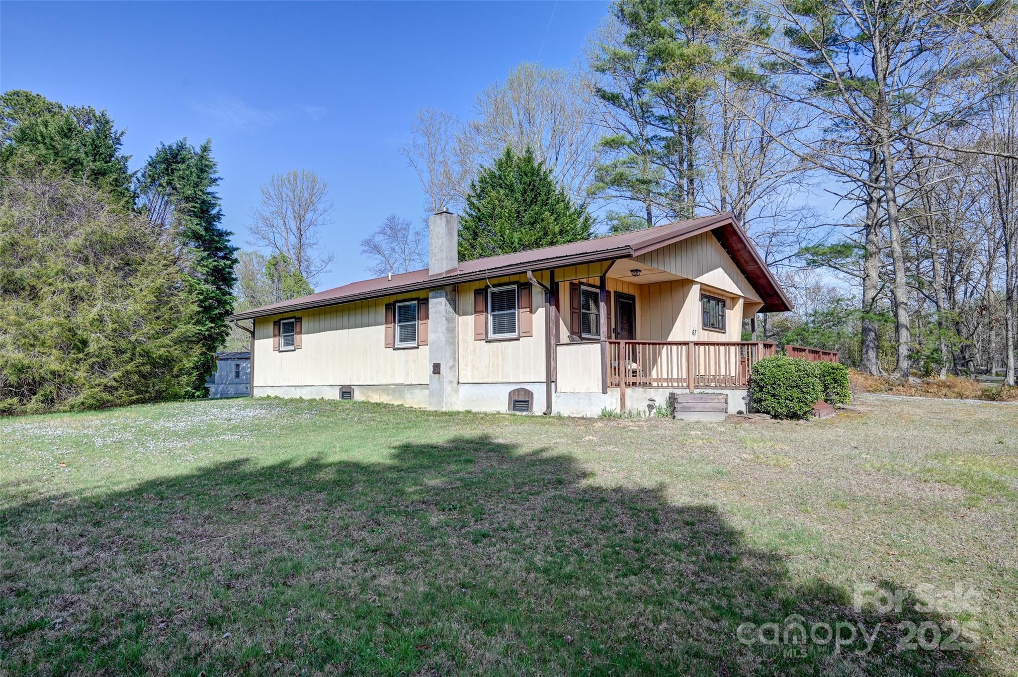 29 Delta Drive — Hendersonville