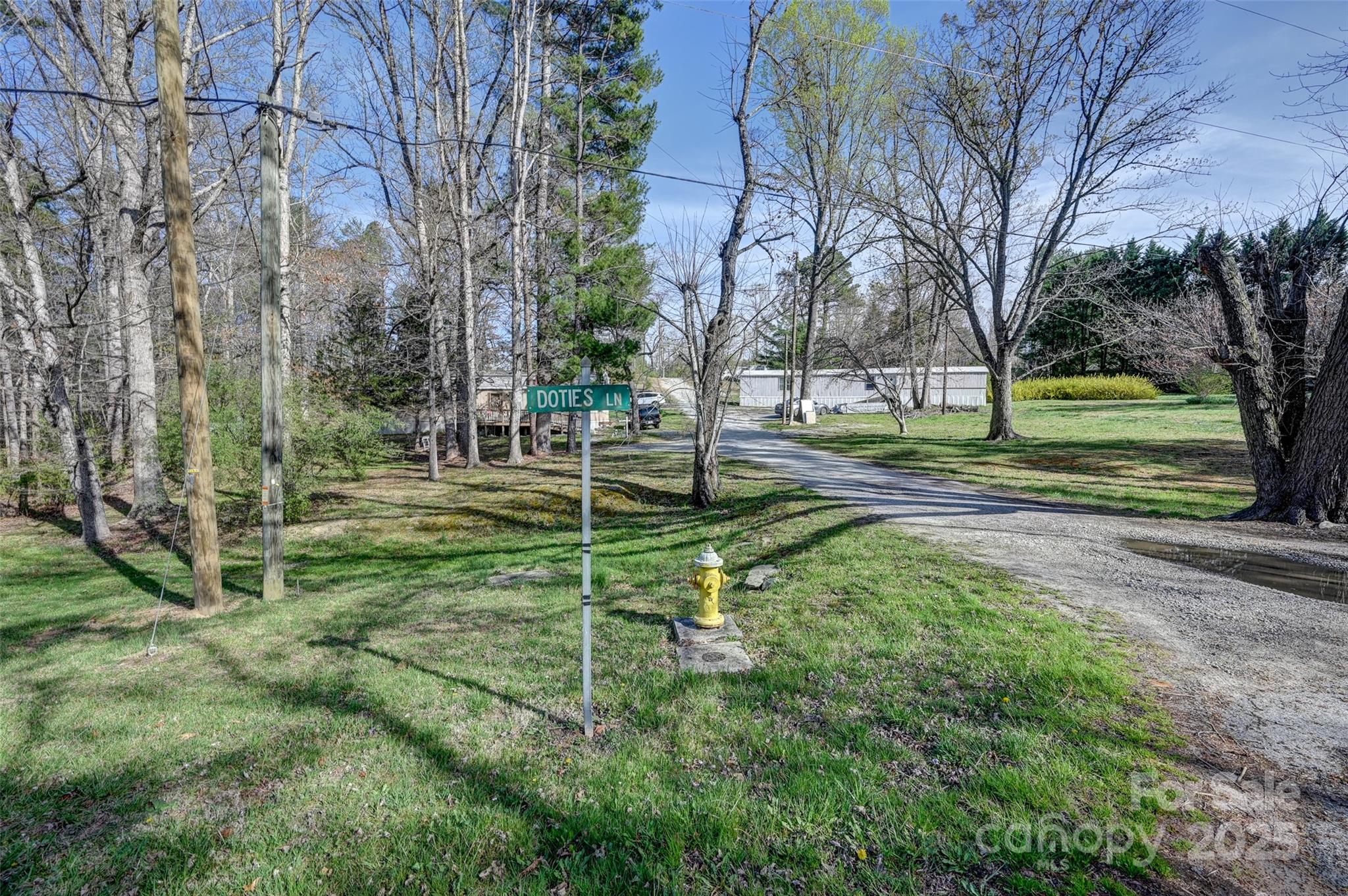 29 Delta Drive — Hendersonville