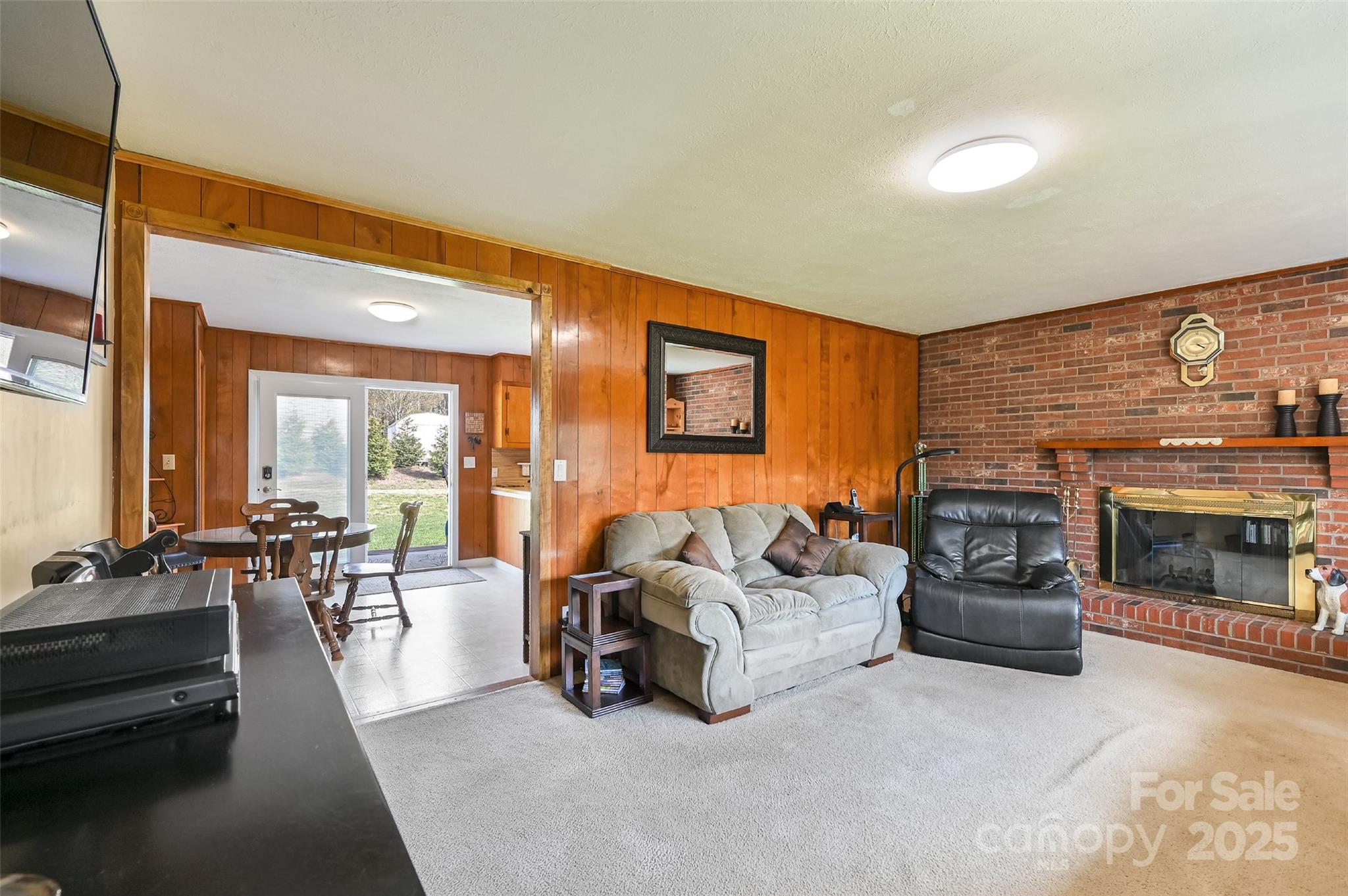 29 Delta Drive — Hendersonville