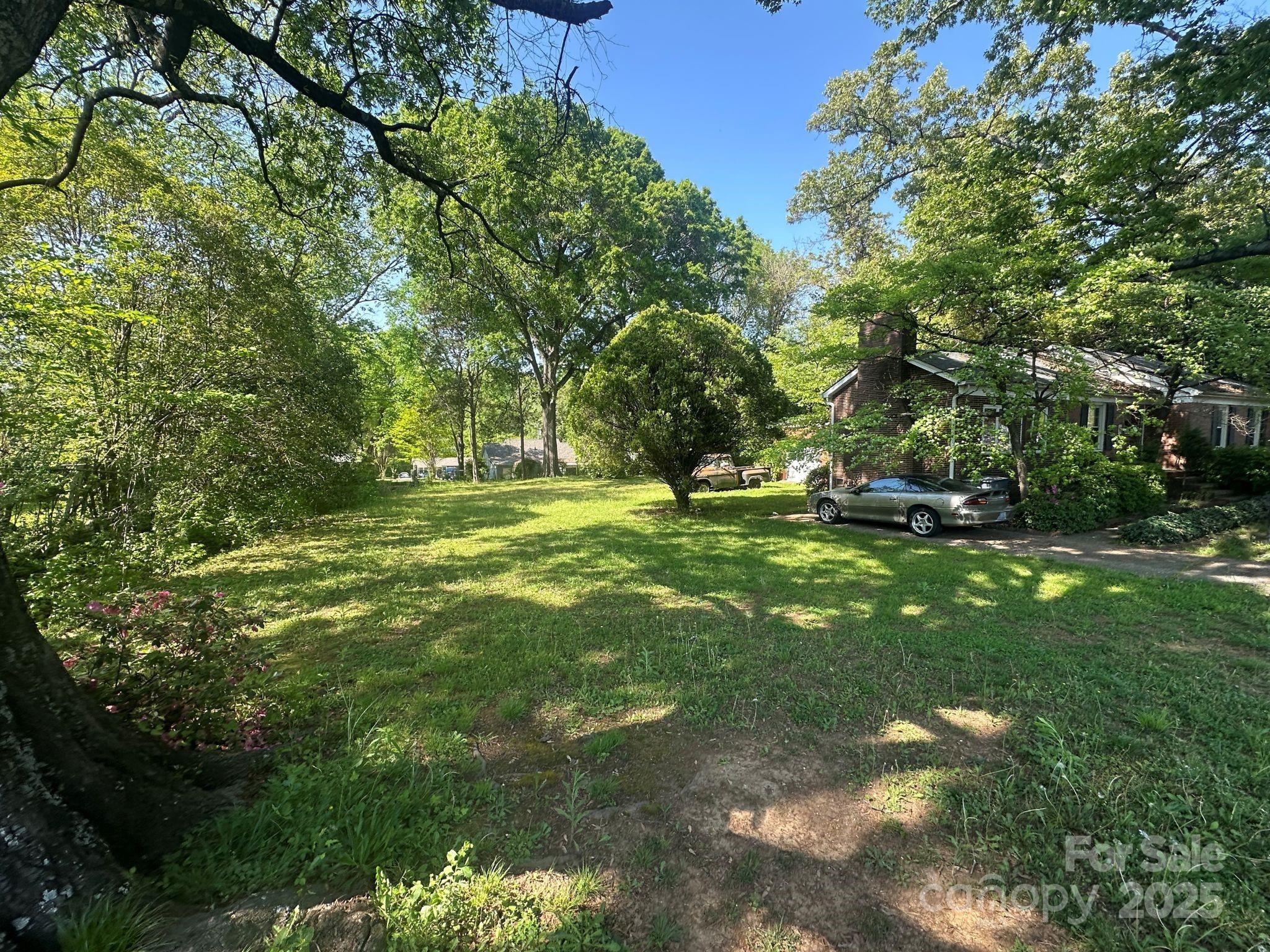 4301 The Plaza — Charlotte