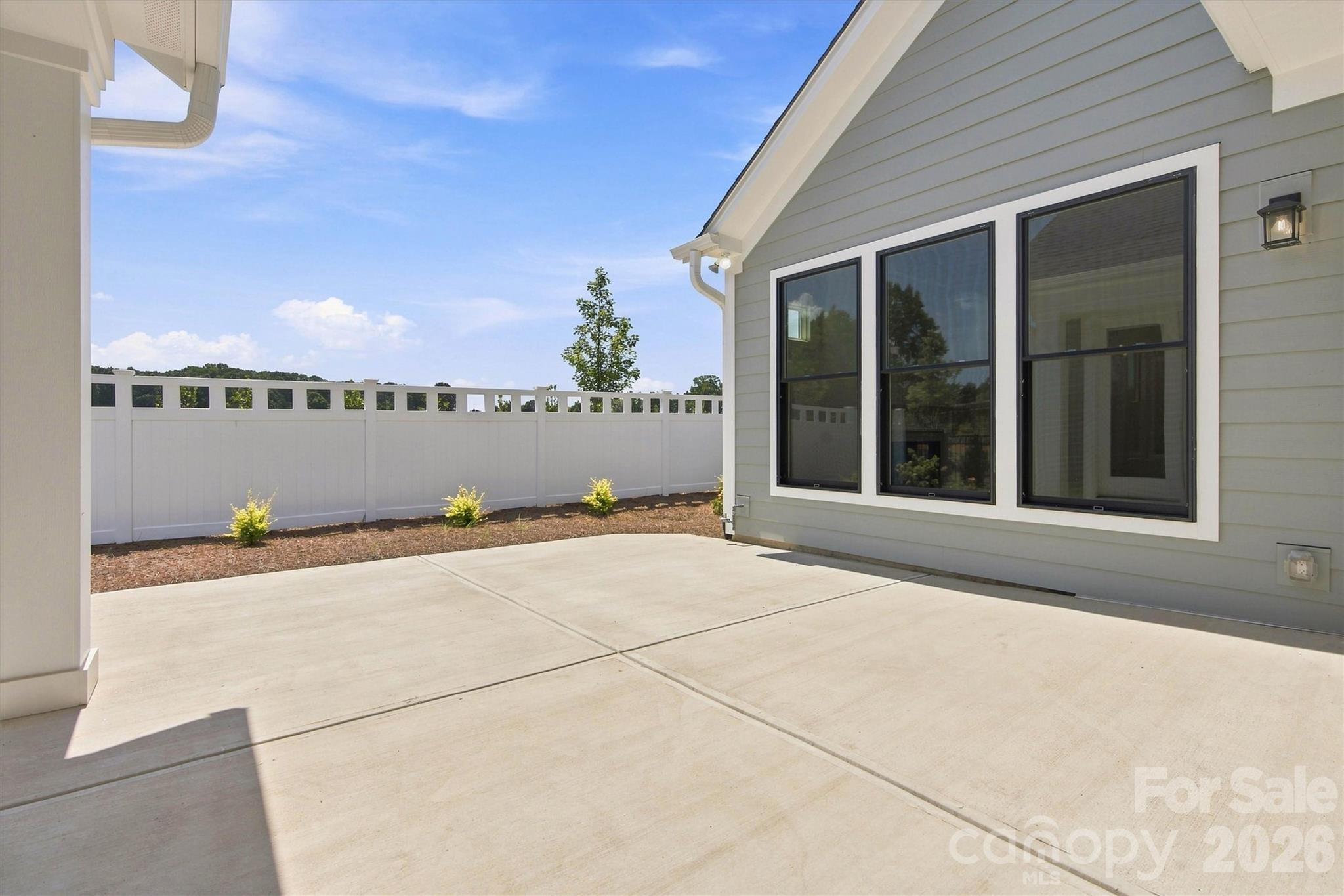 4185 Creek Bridge Circle — Charlotte