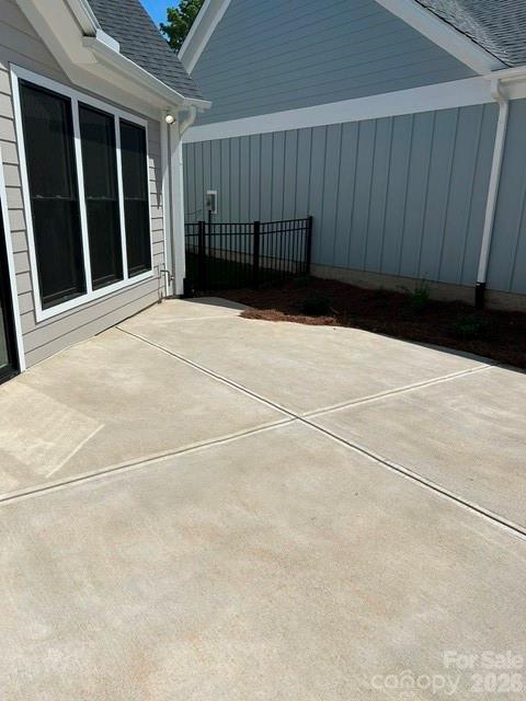 3044 Five Creek Road — Charlotte
