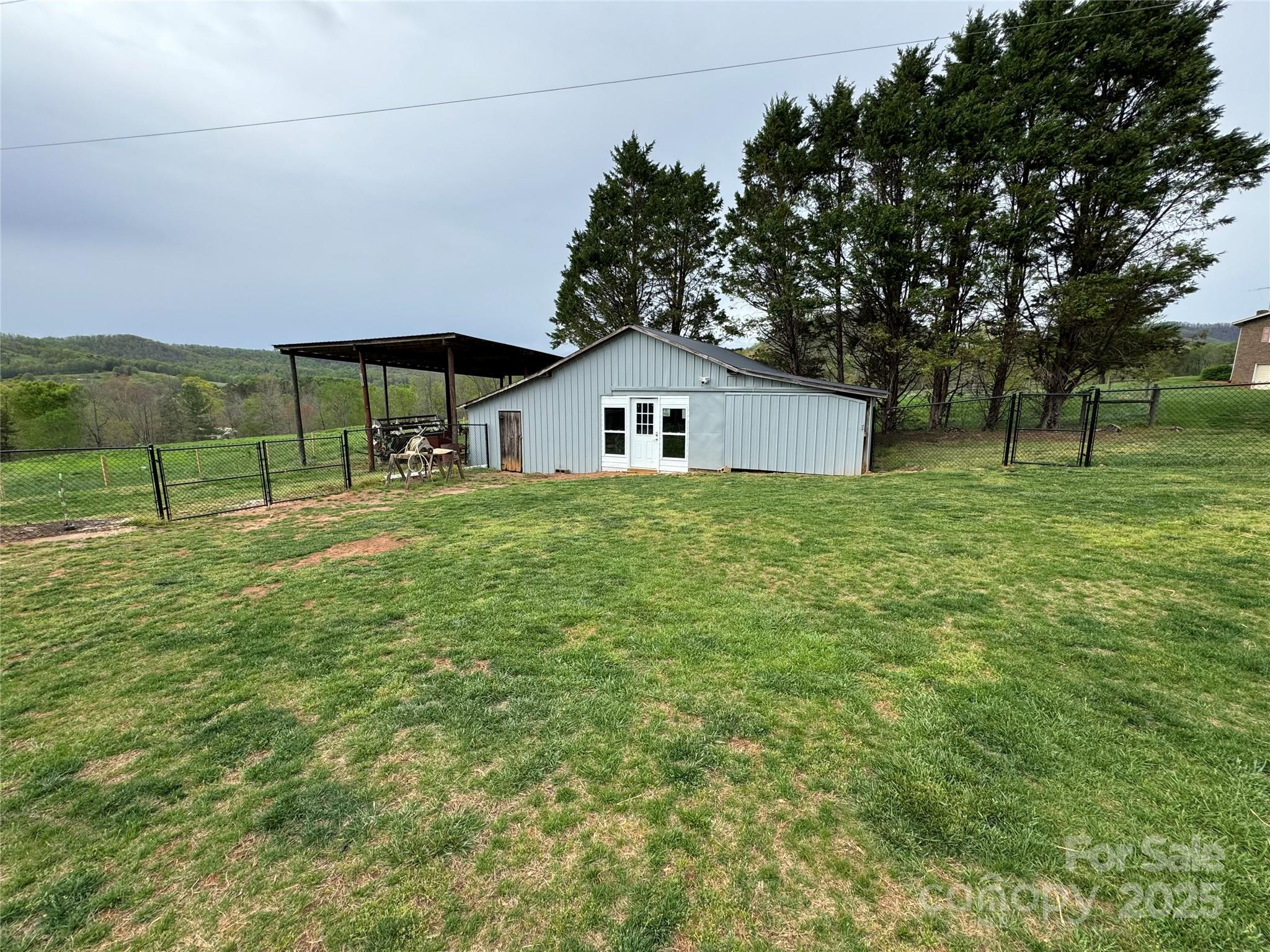 5373 NC Hwy 16 Highway N — Taylorsville