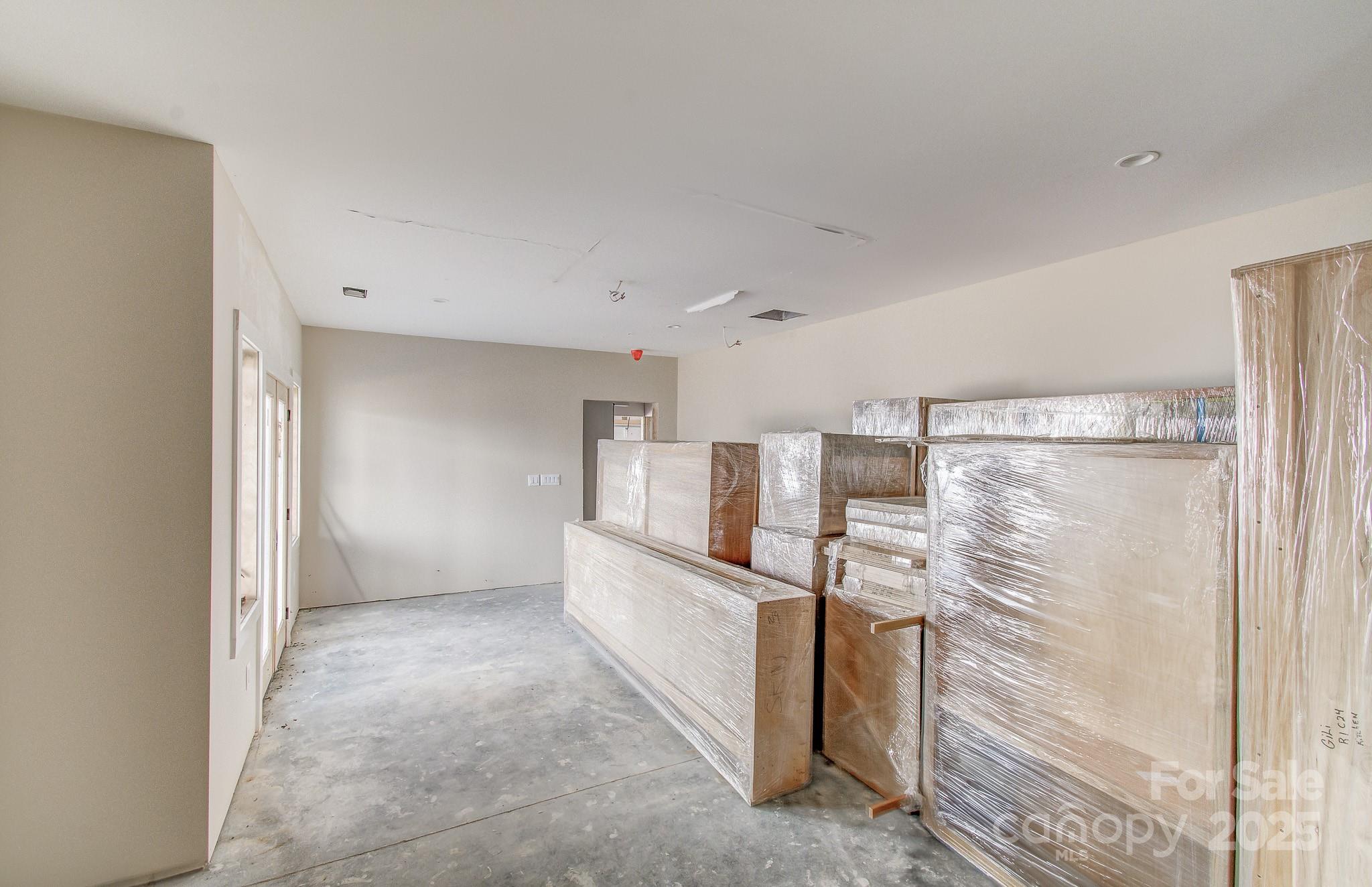 475 Dancing Bear Drive — Hendersonville