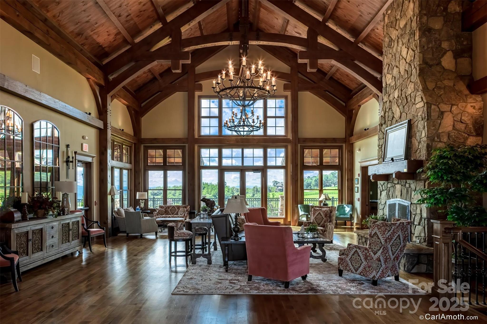 475 Dancing Bear Drive — Hendersonville