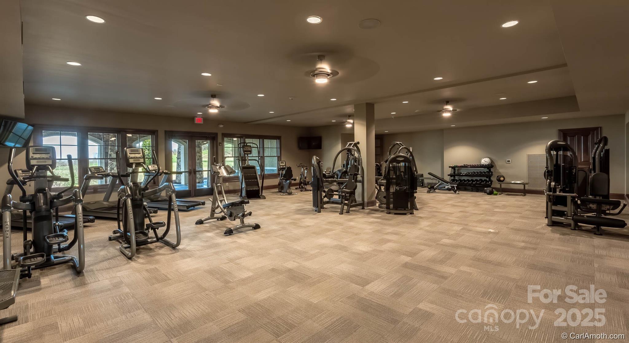 475 Dancing Bear Drive — Hendersonville