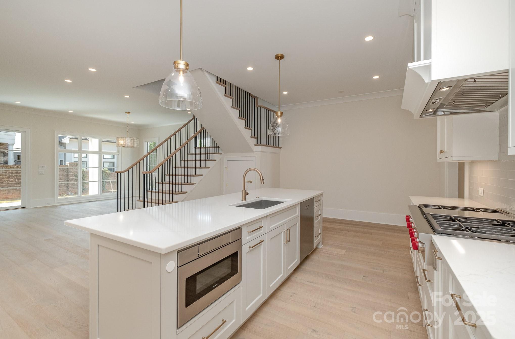 2924 Sharon View Road #B — Charlotte