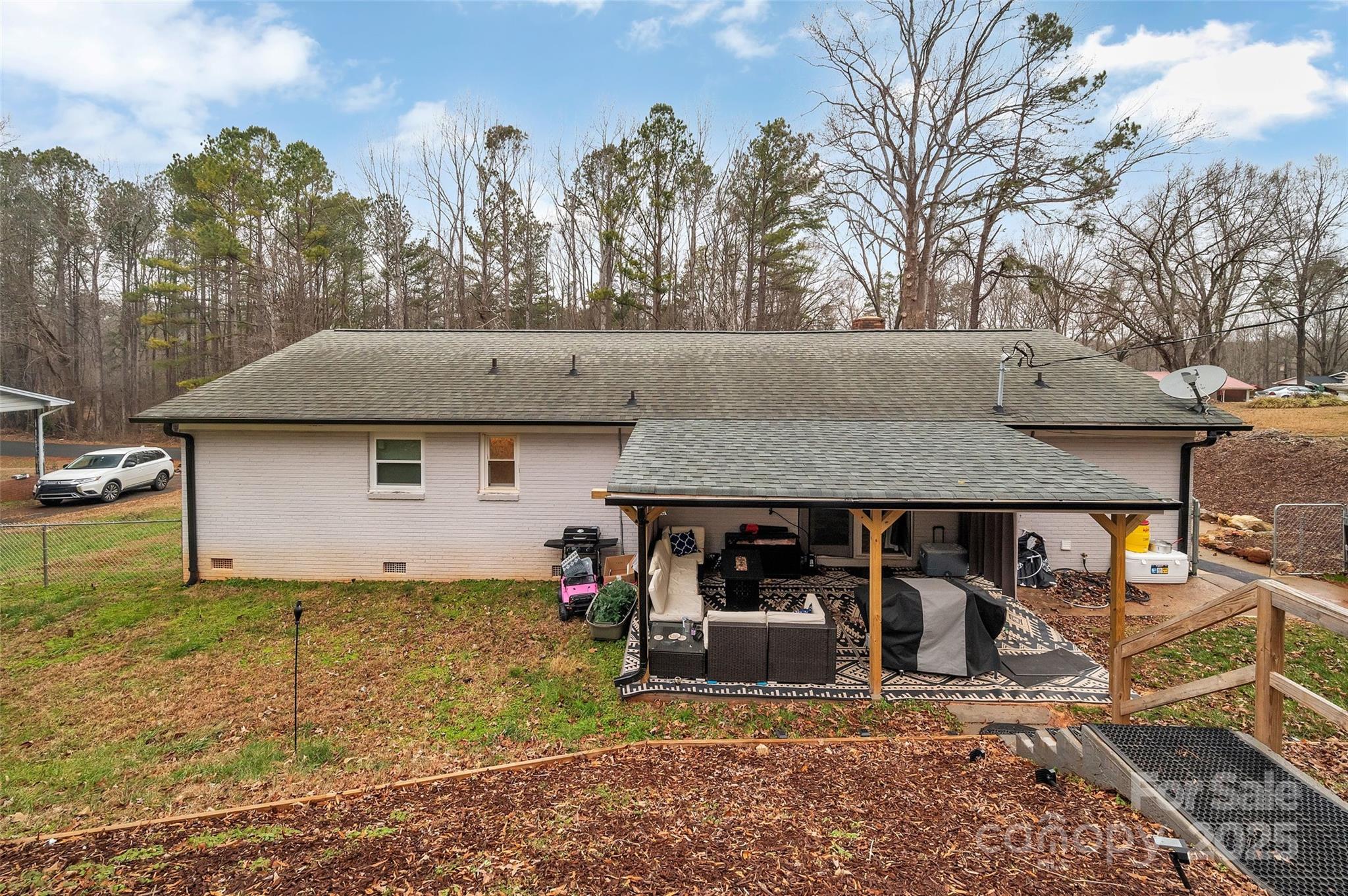 140 Wandering Lane — Bessemer City