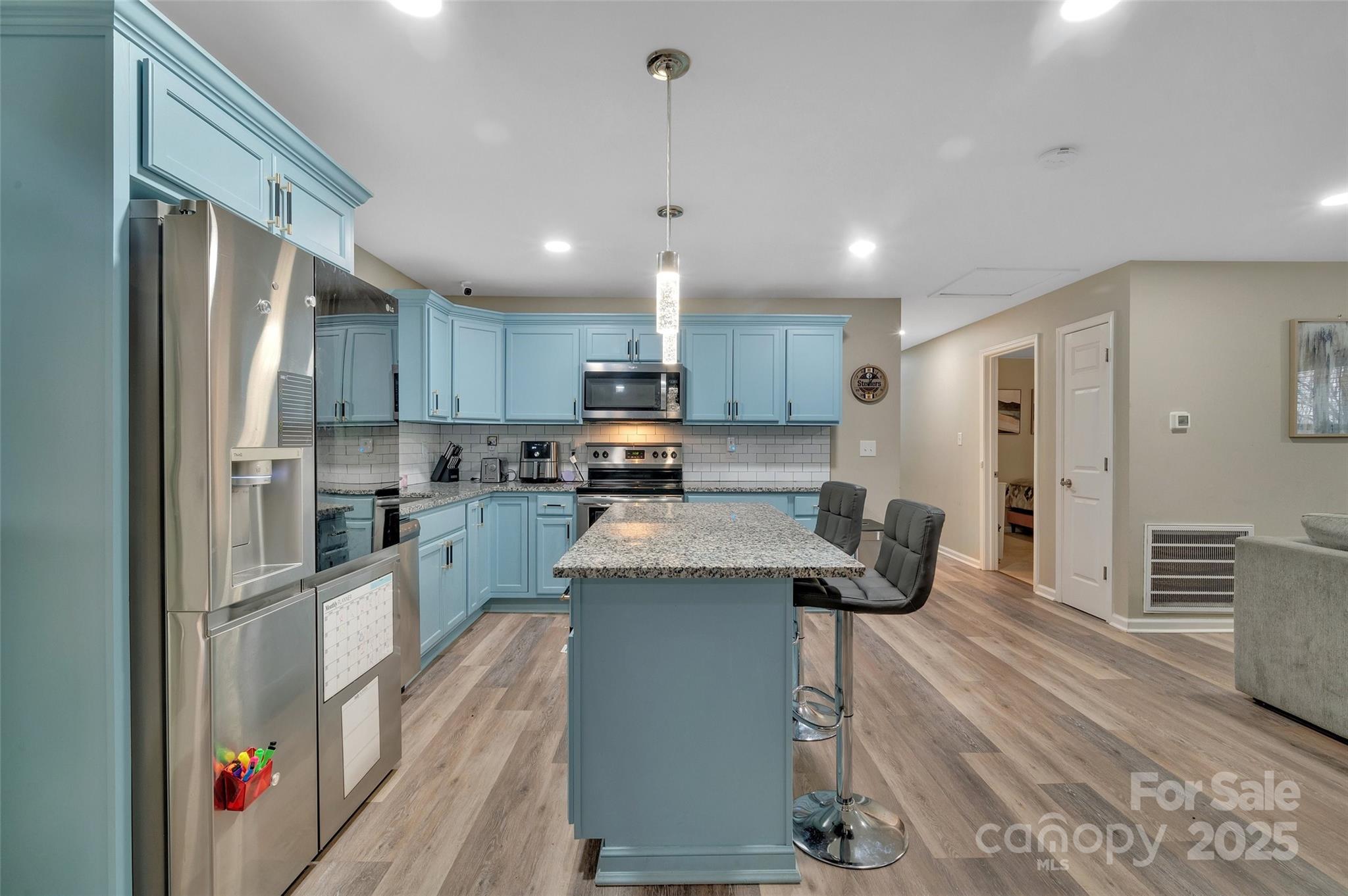 140 Wandering Lane — Bessemer City