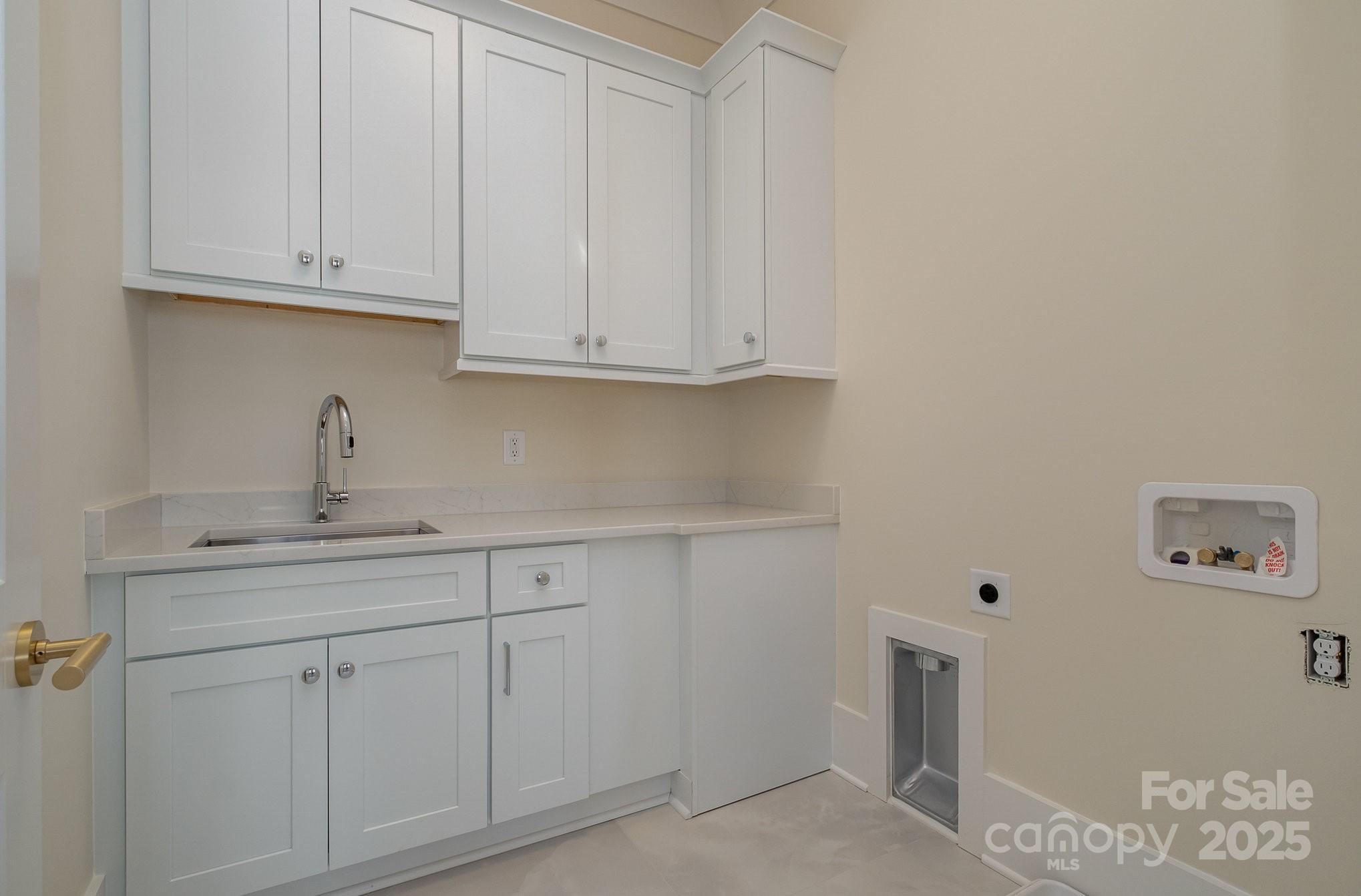 2926 Sharon View Road #A — Charlotte