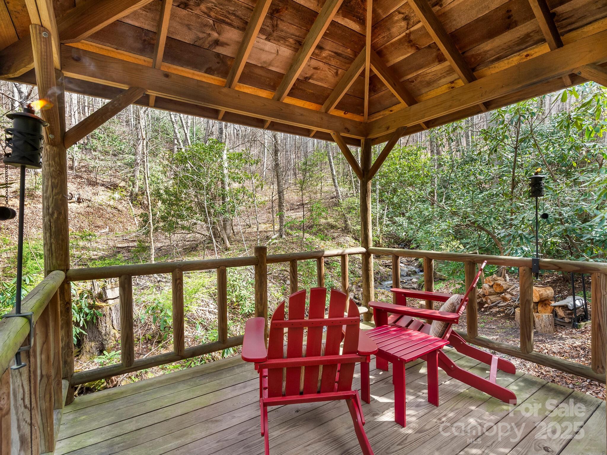 70 Fox Run — Hot Springs