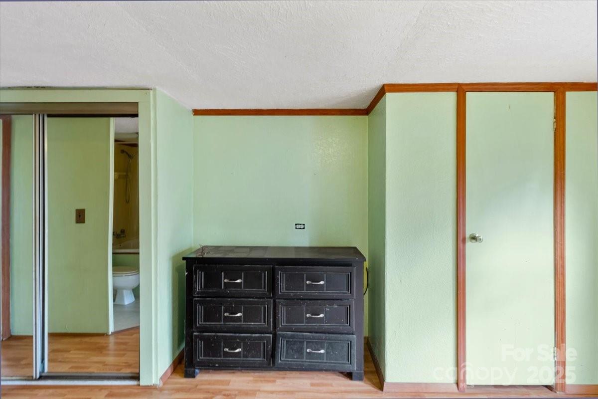3722/3724 Walnut Creek Road — Marshall