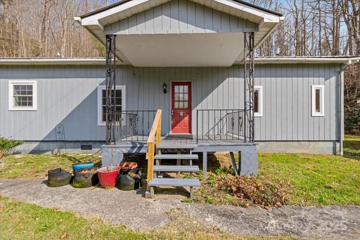 3722/3724 Walnut Creek Road — Marshall