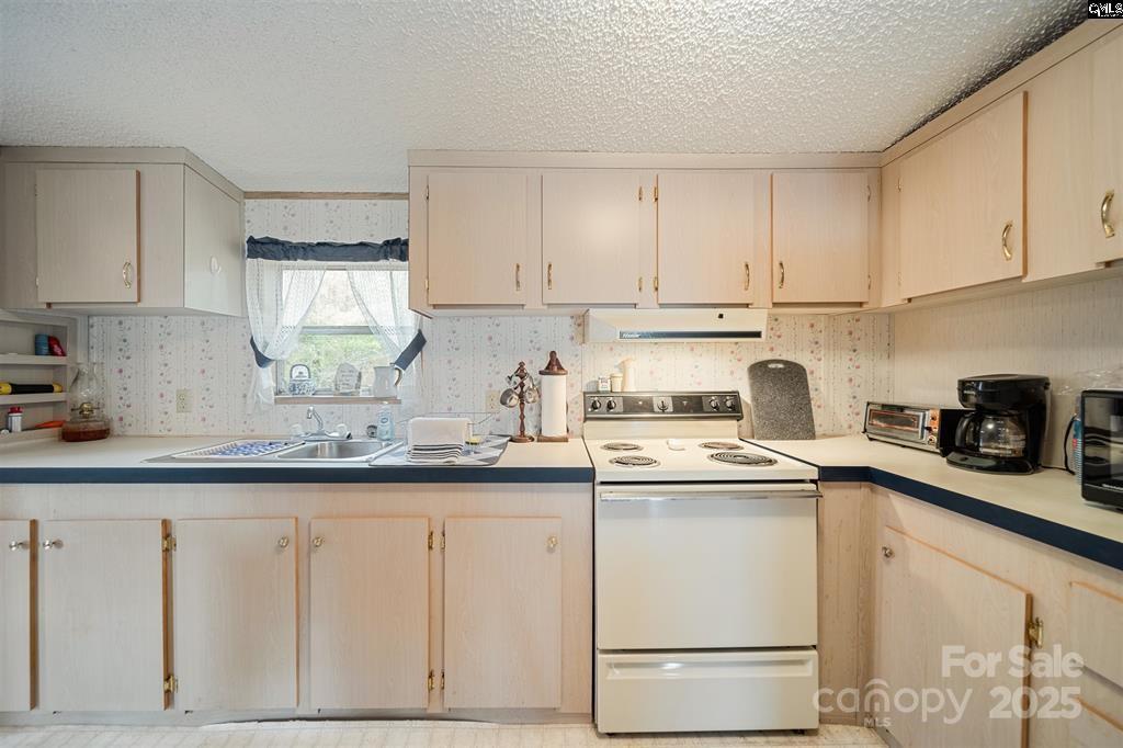 2342 Beaver Creek Road — Camden