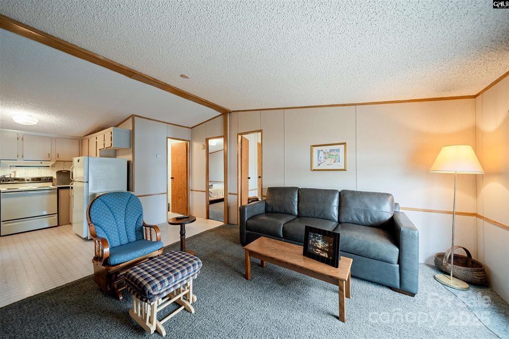 2342 Beaver Creek Road — Camden