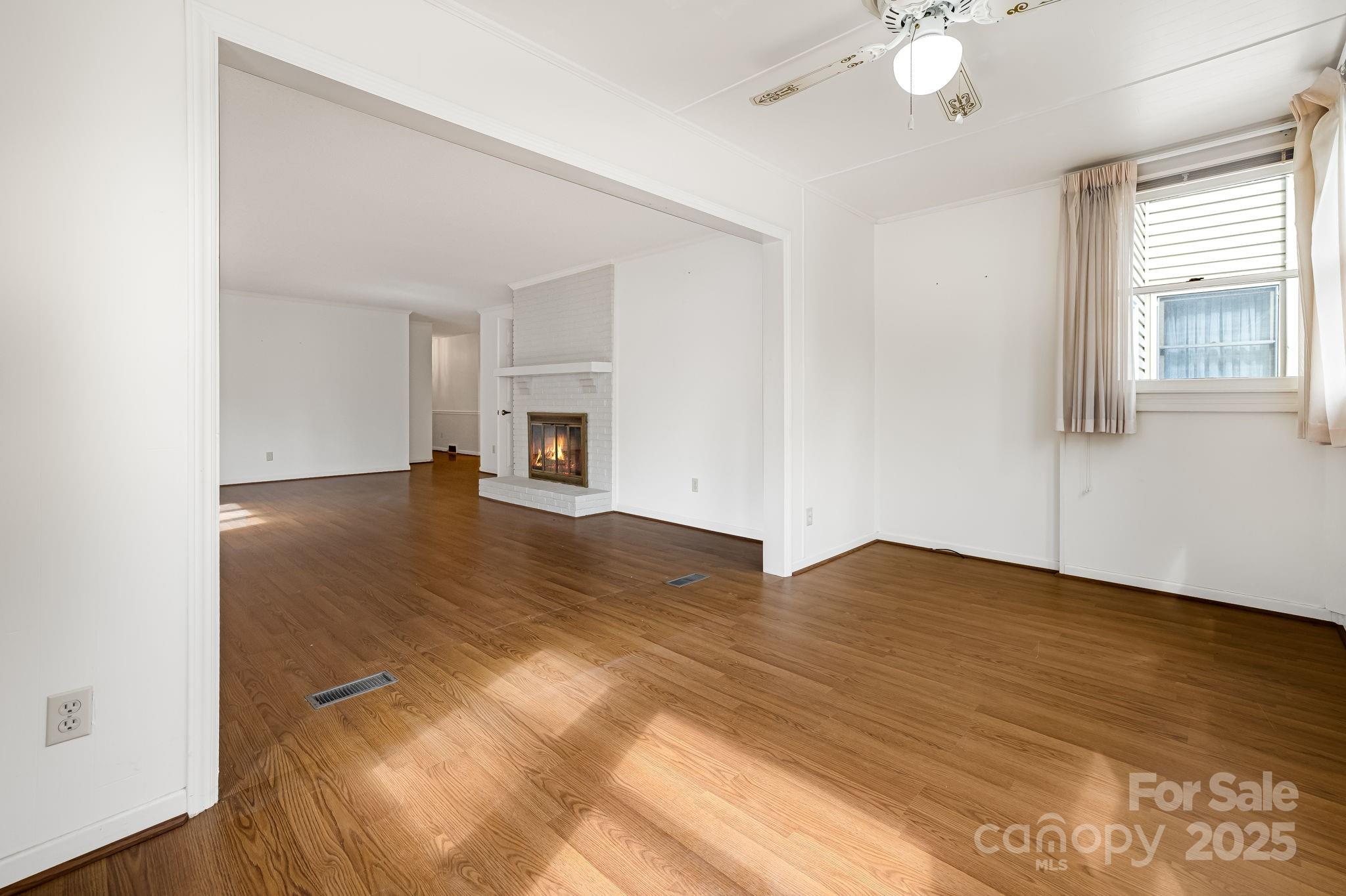 411 Britton Creek Drive #401 — Hendersonville
