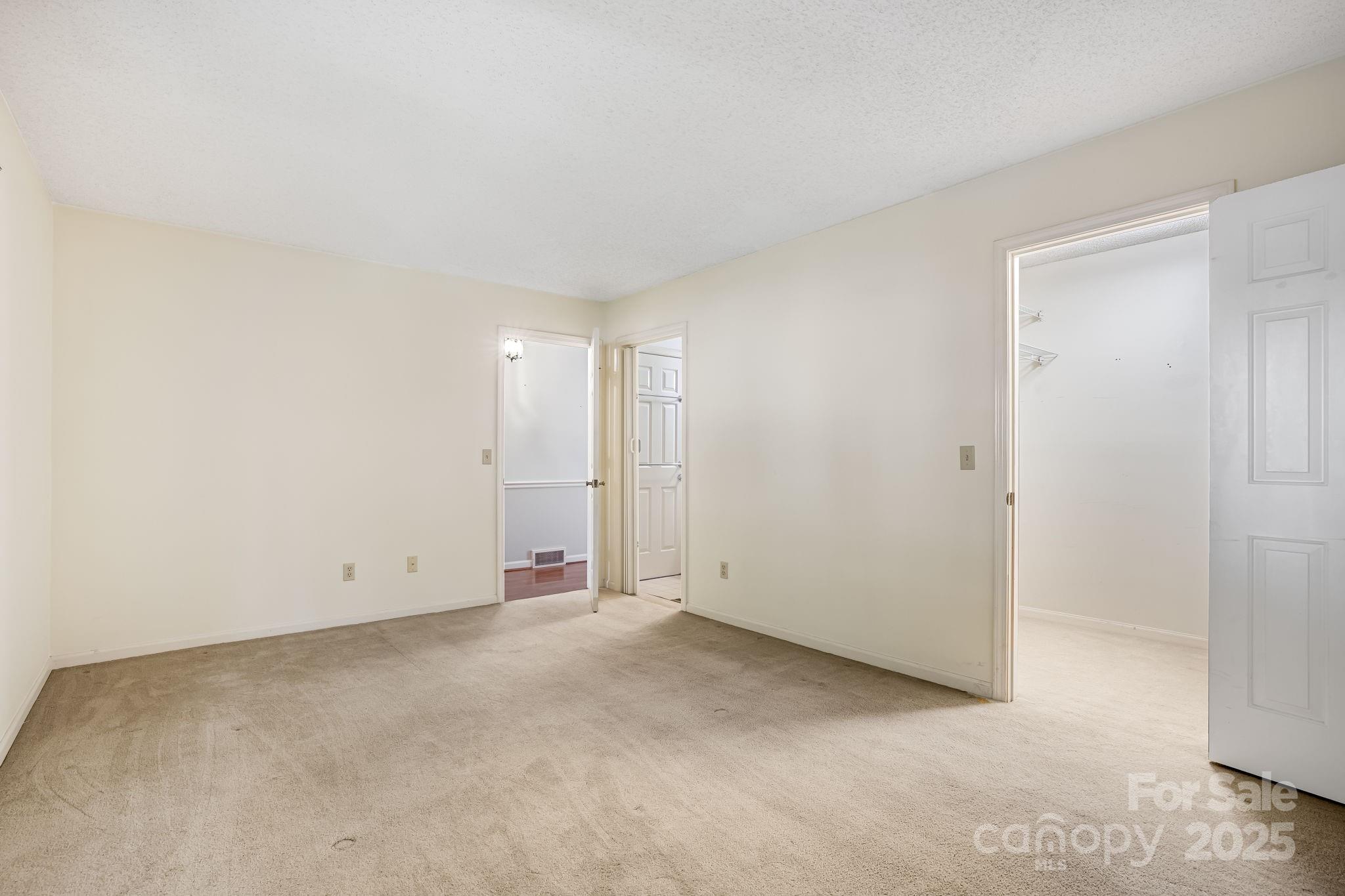 411 Britton Creek Drive #401 — Hendersonville