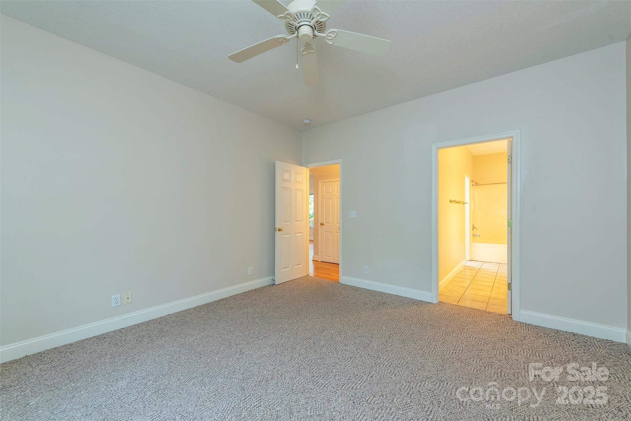 3 Teresa Way — Black Mountain