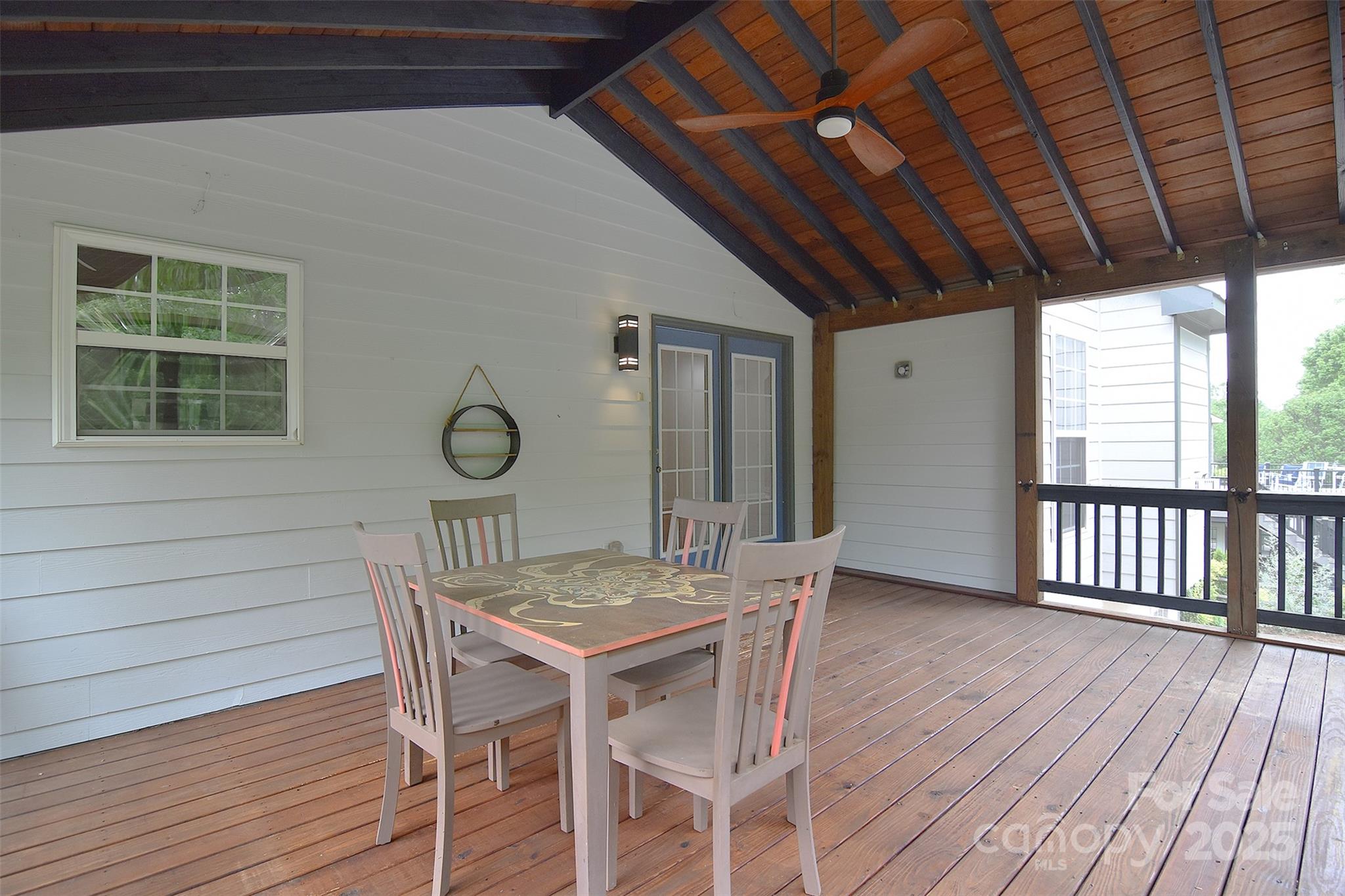 1811 Robbins Meadows Drive — Waxhaw