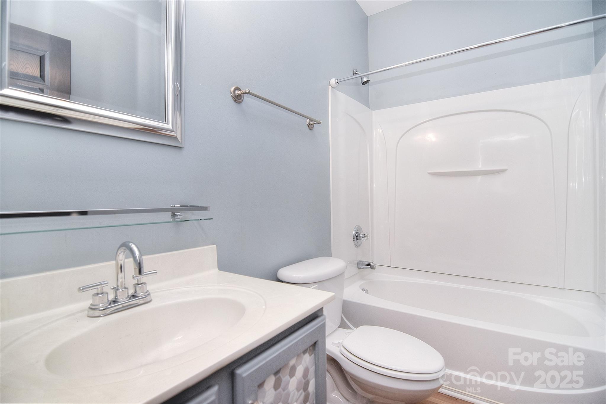 1811 Robbins Meadows Drive — Waxhaw