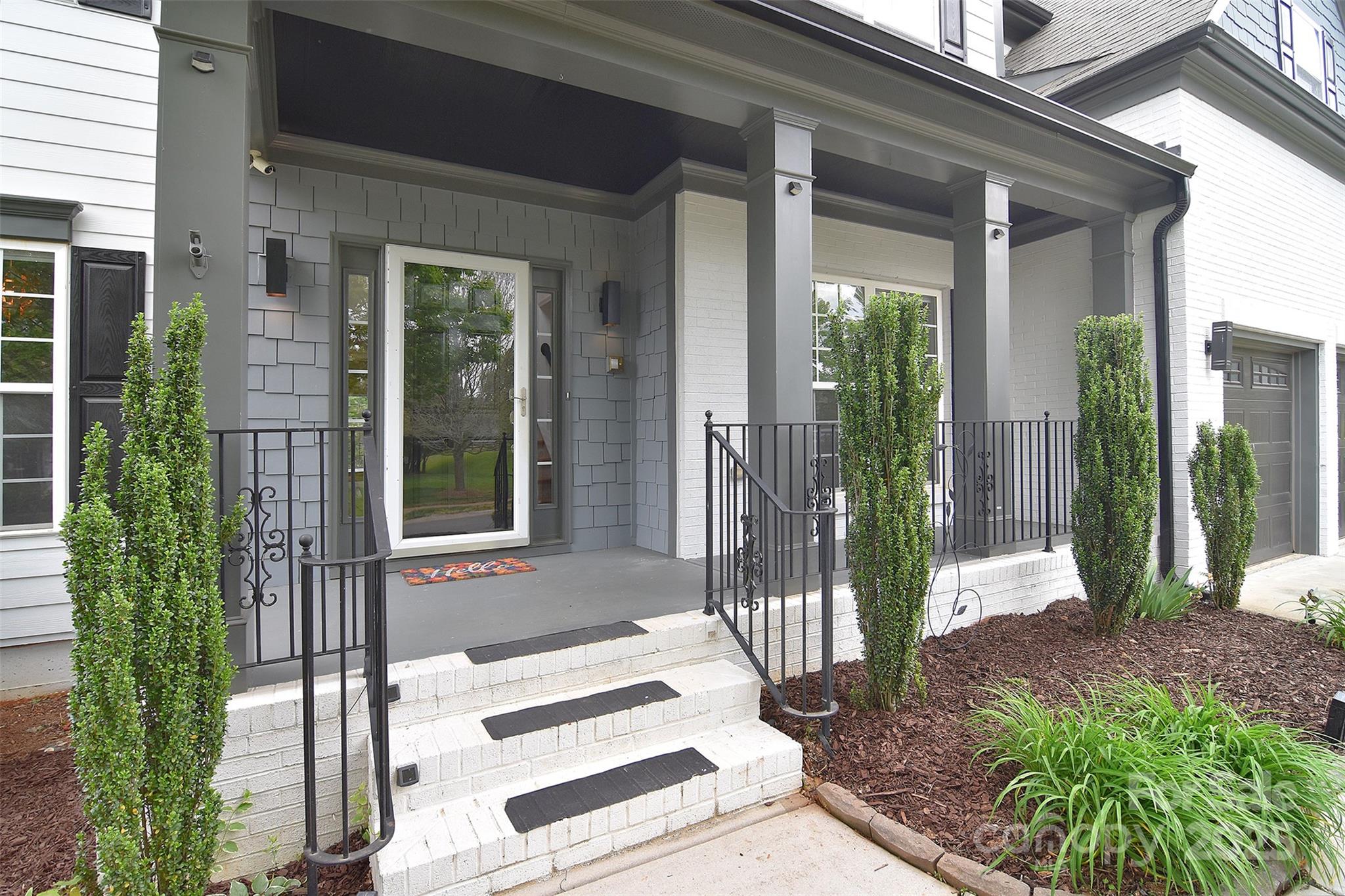 1811 Robbins Meadows Drive — Waxhaw