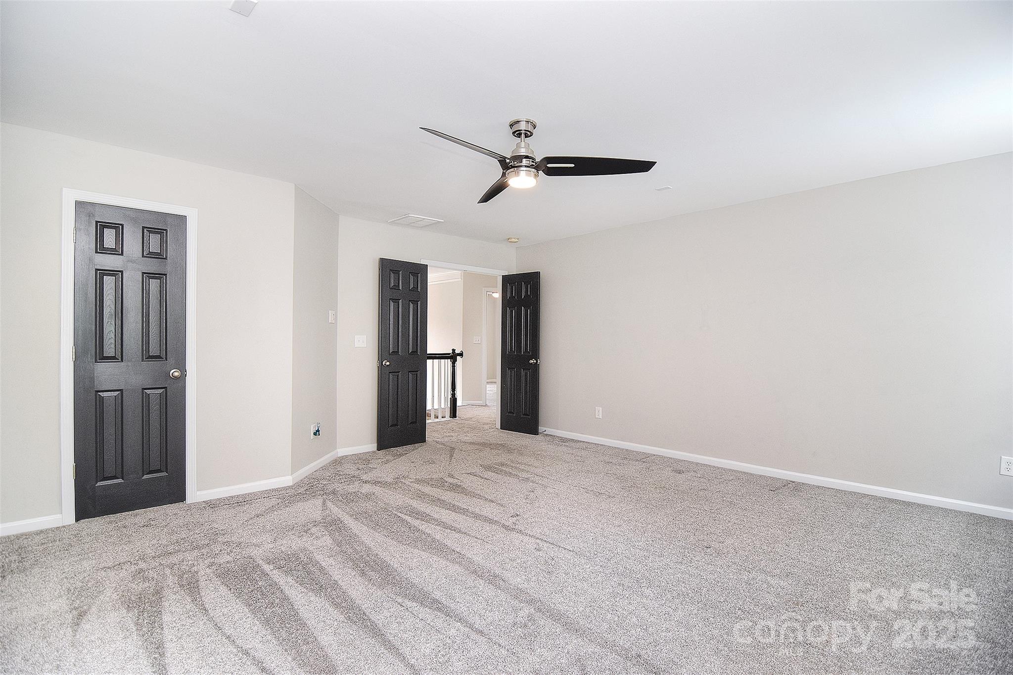 1811 Robbins Meadows Drive — Waxhaw