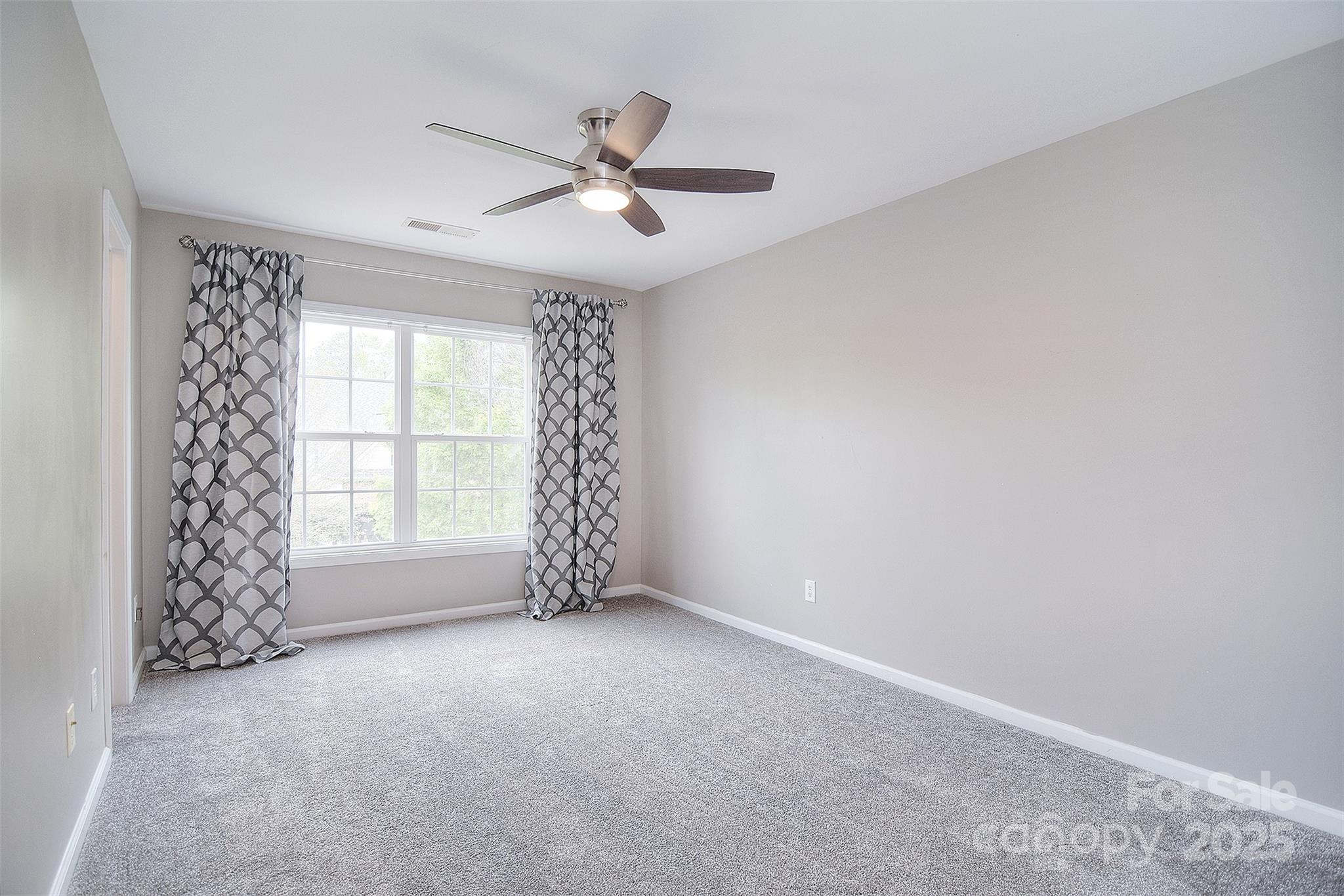 1811 Robbins Meadows Drive — Waxhaw