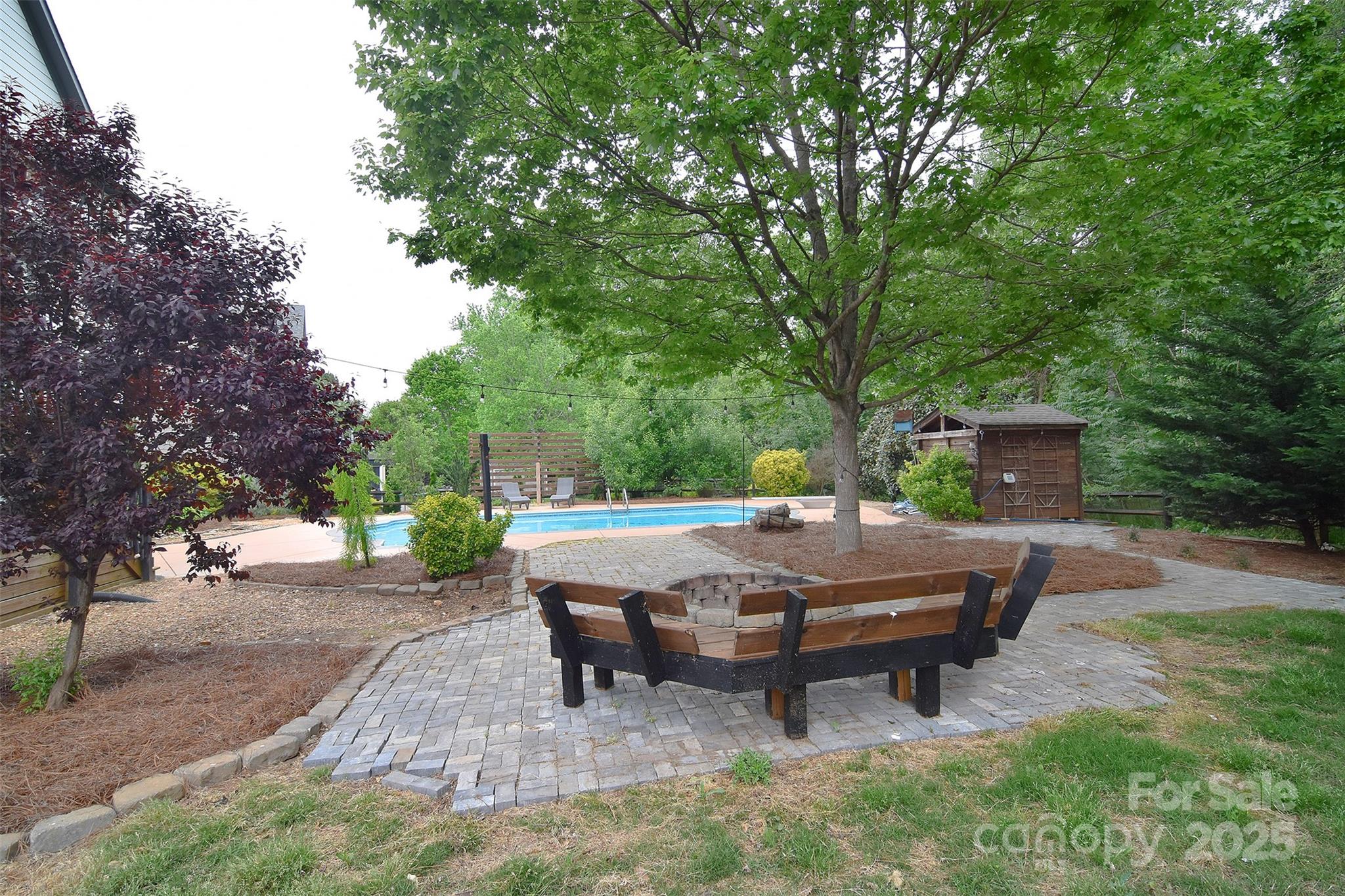 1811 Robbins Meadows Drive — Waxhaw