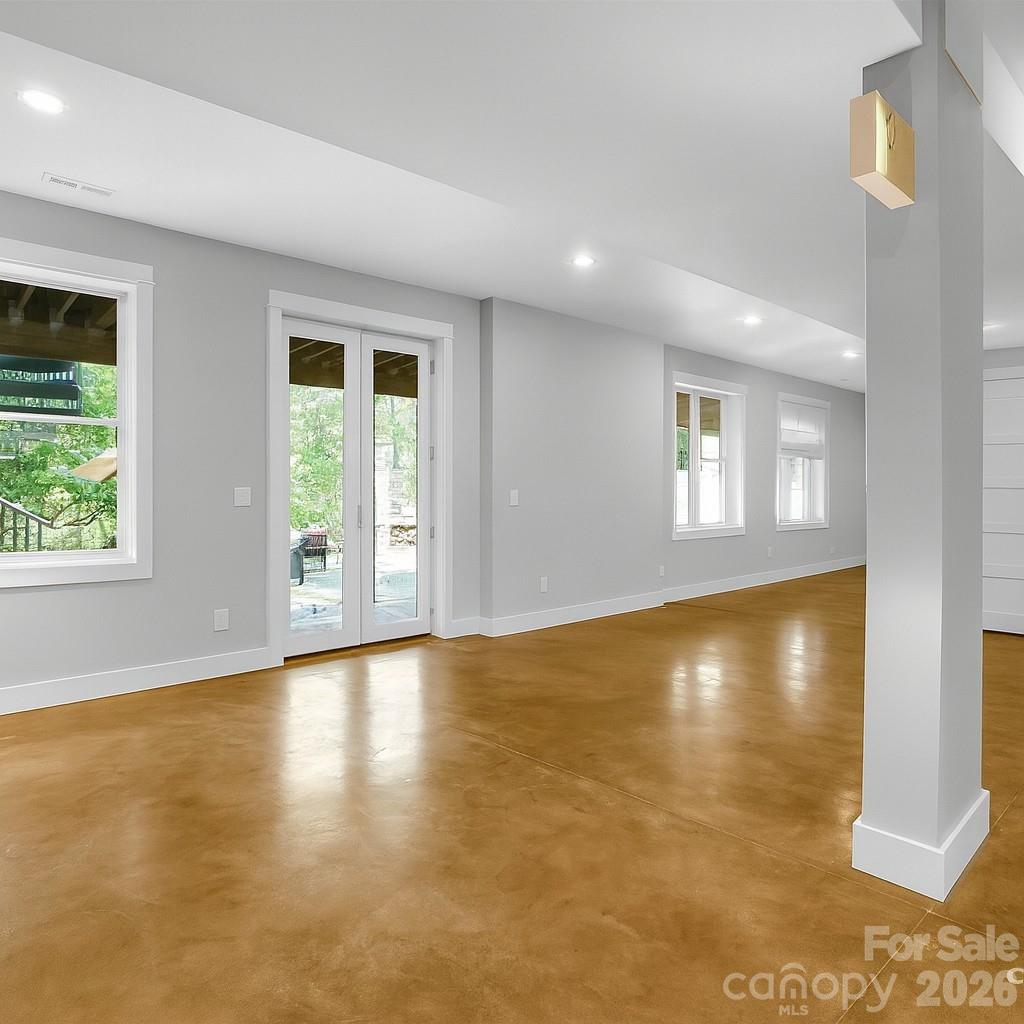 167 Trails End — Lake Lure